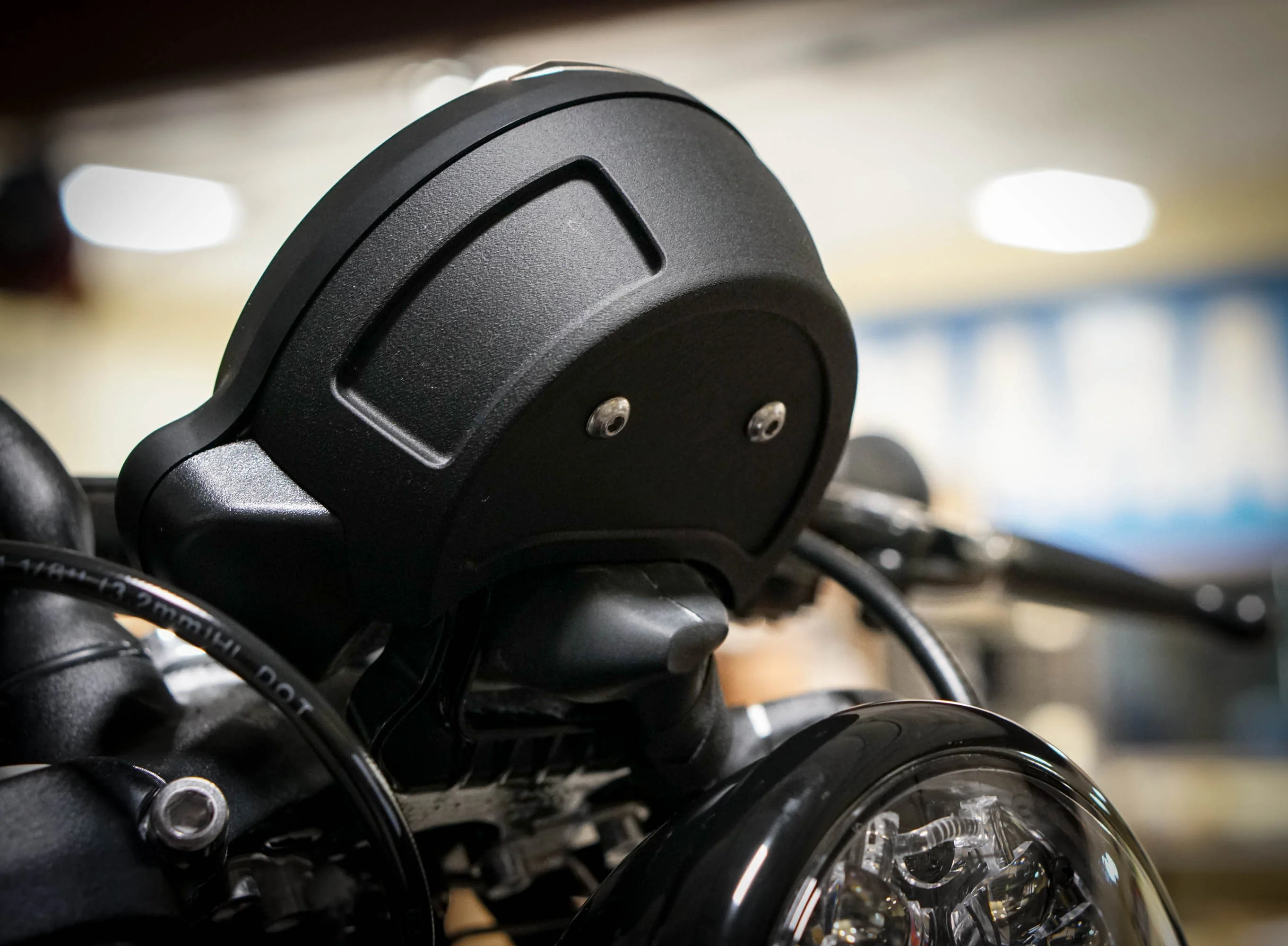 Triumph Bobber Custom Gauge Cover- Brogue Moto - Image 6