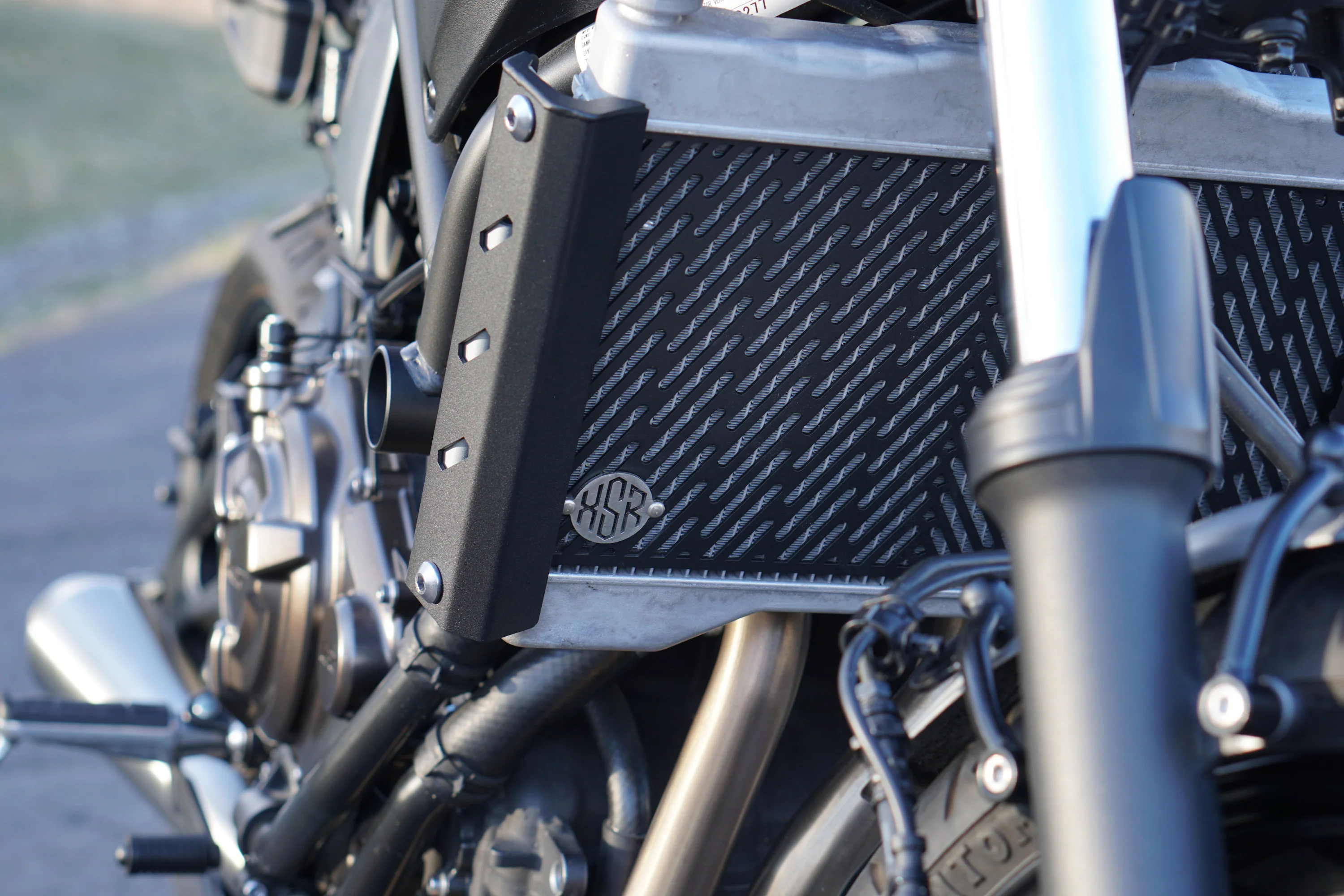 Brogue Moto Yamaha XSR700 Radiator Front Guard 2016+
