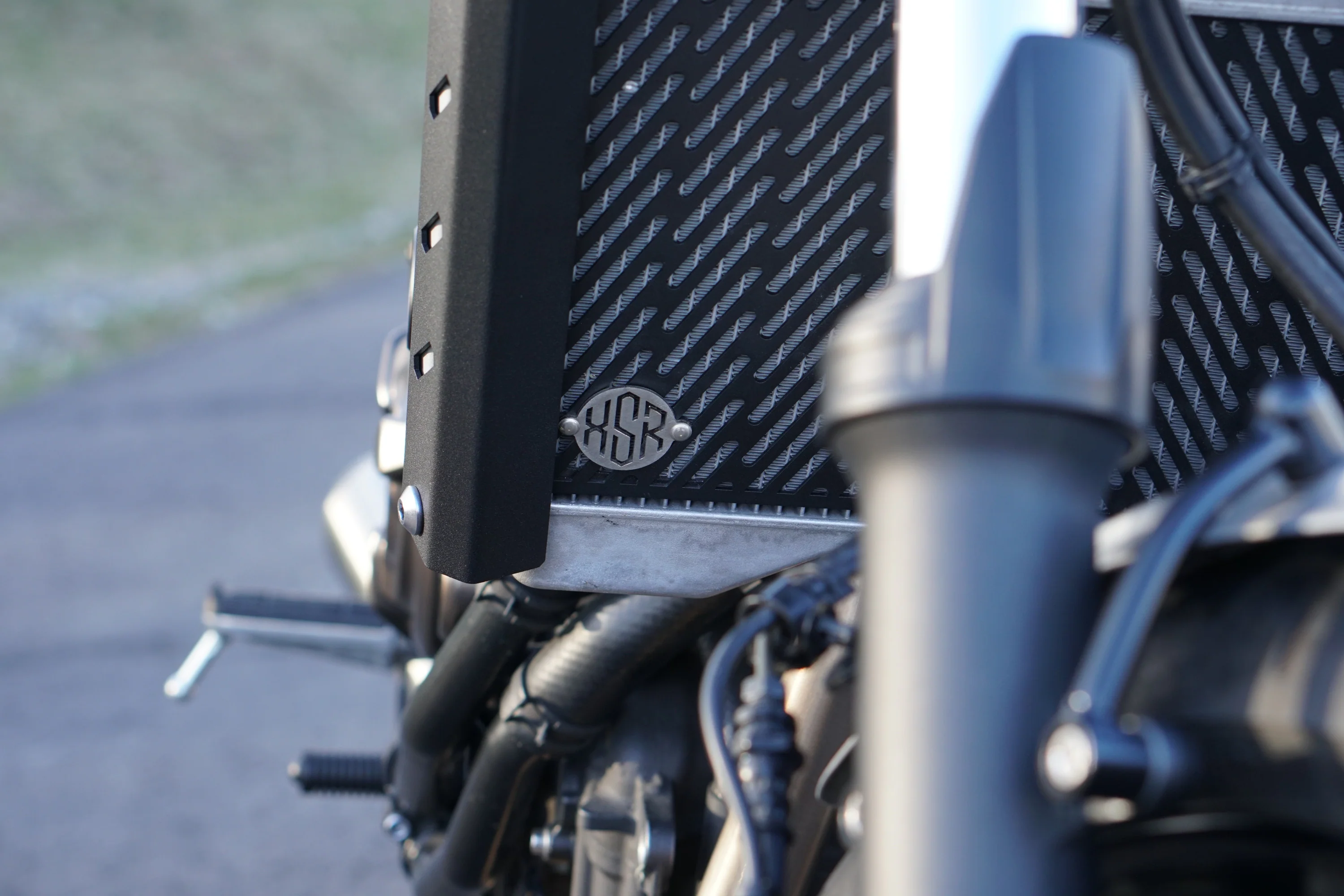 Brogue Moto Yamaha XSR700 Radiator Front Guard 2016+ - Image 10