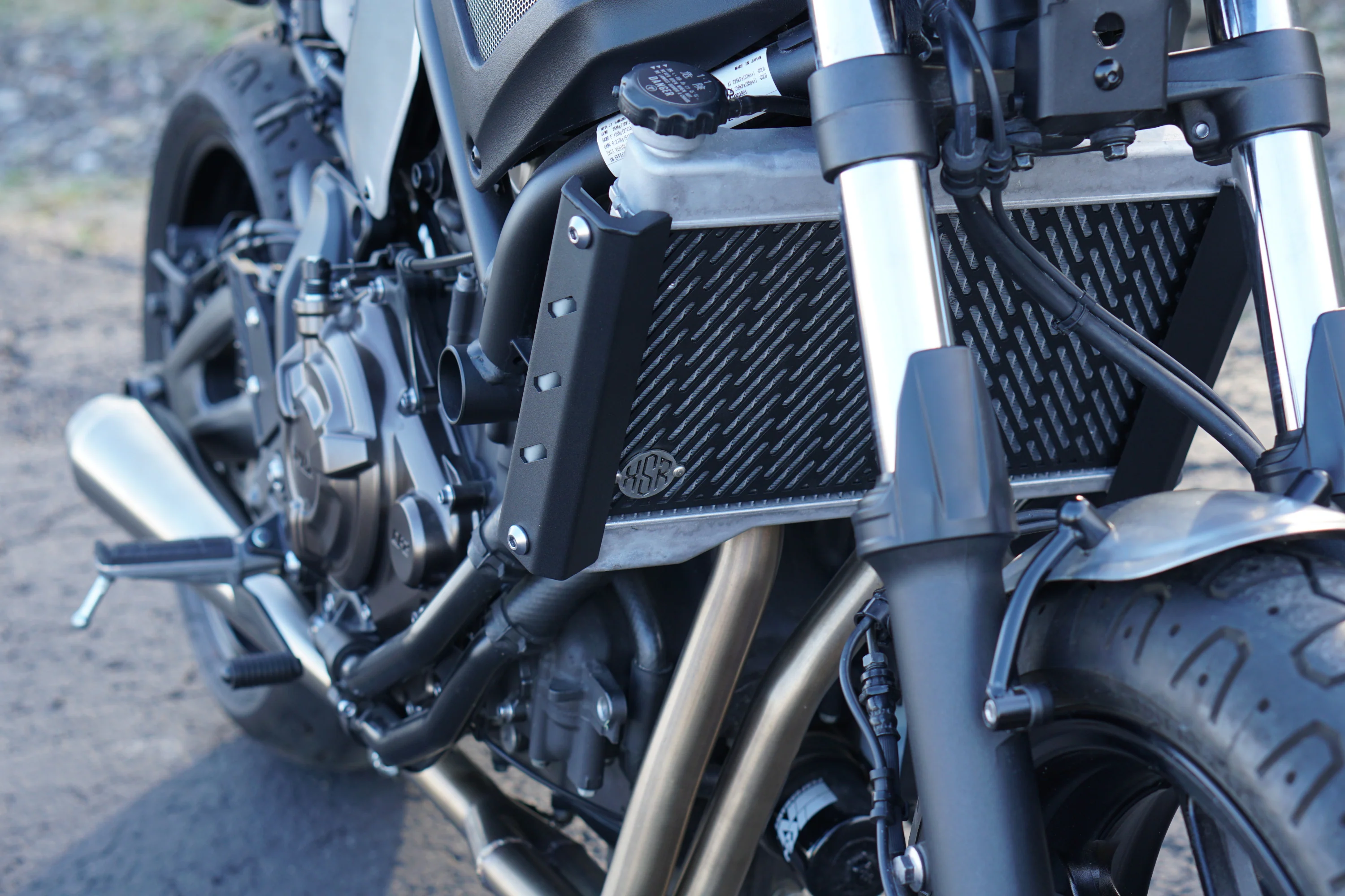 Brogue Moto Yamaha XSR700 Radiator Front Guard 2016+ - Image 6