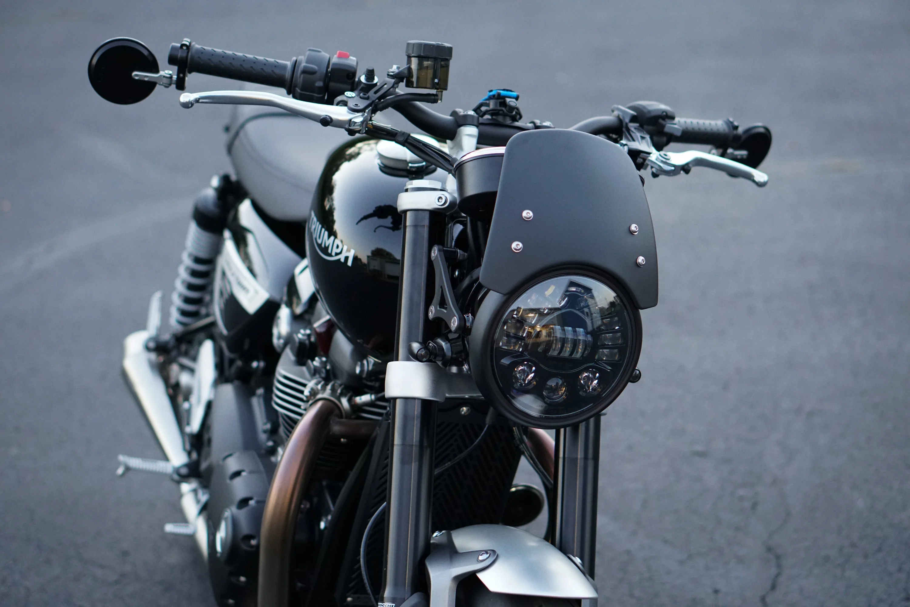 Triumph Speed Twin 1200 Machined Headlight Bracket Kit - 2021-2024 - Image 3