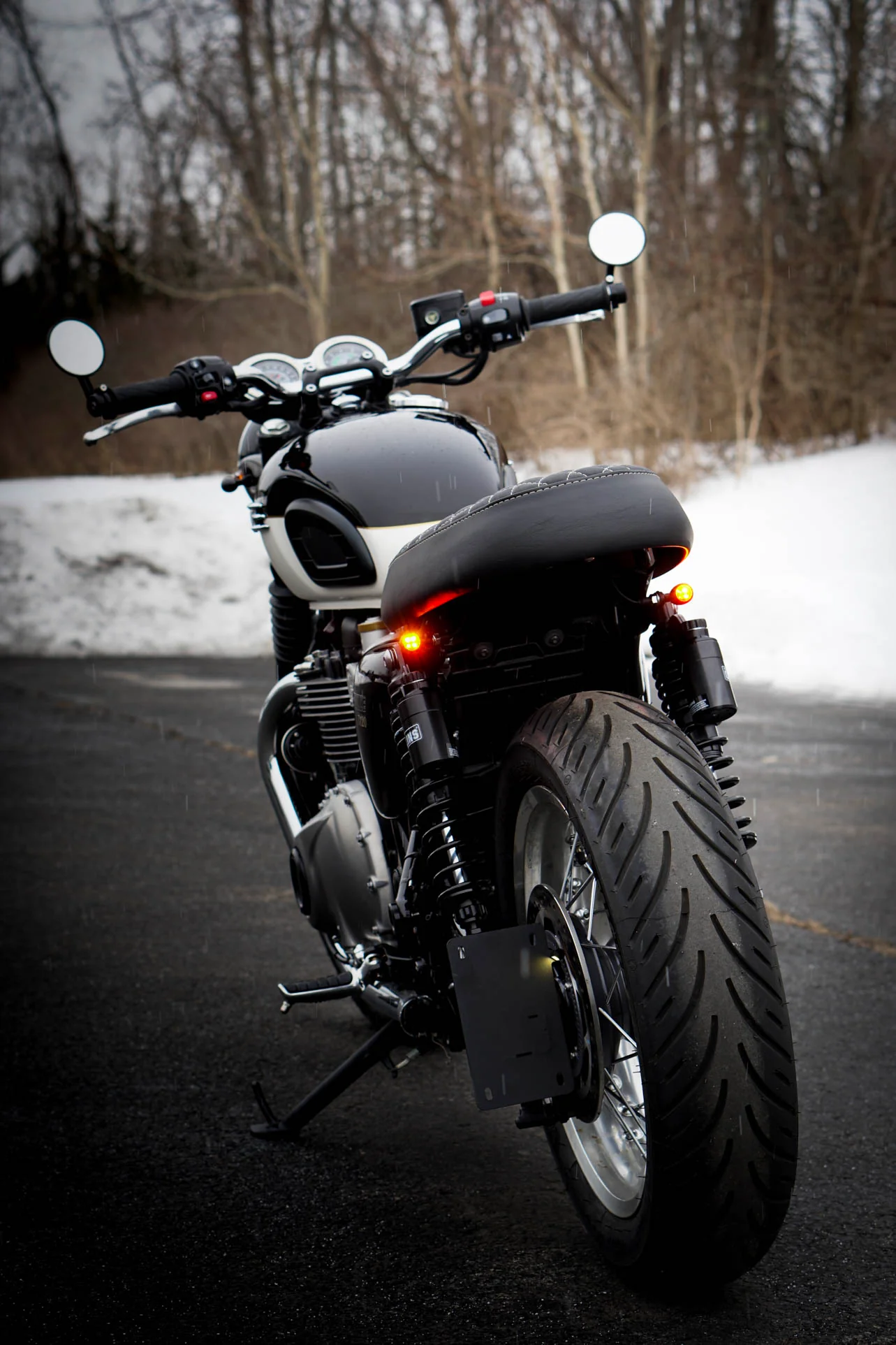 Fender Eliminator + Side Axle Mount License Plate Complete Kit – Triumph T100 & T120, Street Twin, Street Scrambler, Speed Twin 900 - Image 2
