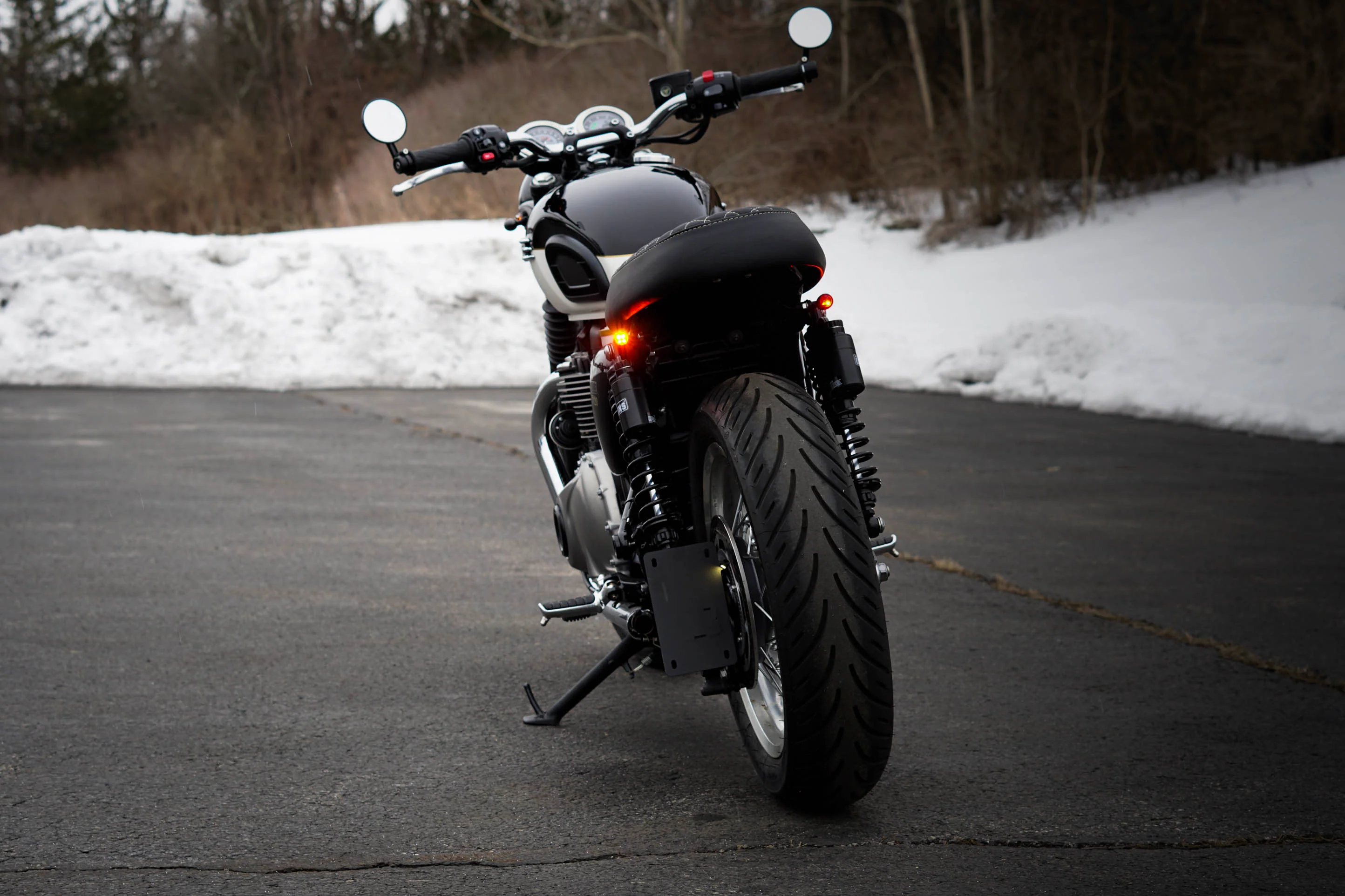 Fender Eliminator + Side Axle Mount License Plate Complete Kit – Triumph T100 & T120, Street Twin, Street Scrambler, Speed Twin 900 - Image 5