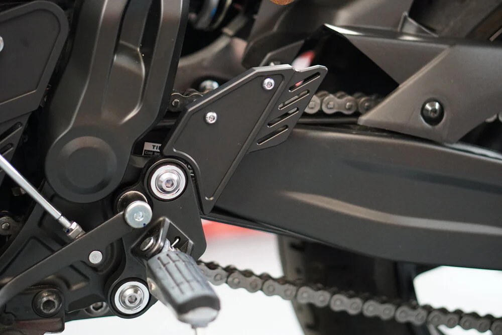 MT-07 (FZ-07) Rear set Ankle Guards 2016+ - Image 6