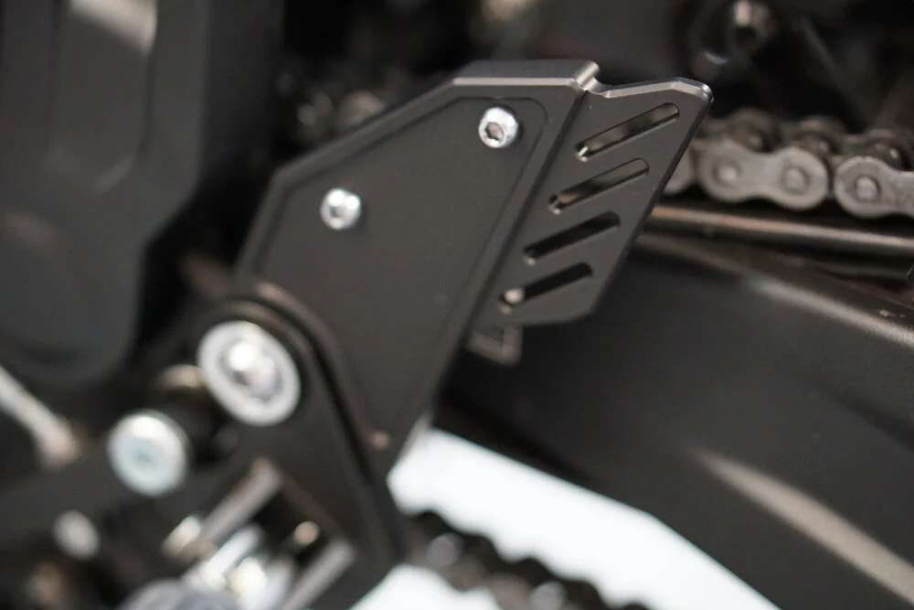 MT-07 (FZ-07) Rear set Ankle Guards 2016+ - Image 7