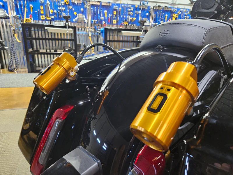 Ohlins HD 779 - STX 36 Twin Blackline 13in Shocks - Harley Twin Bagger Shocks - Image 3