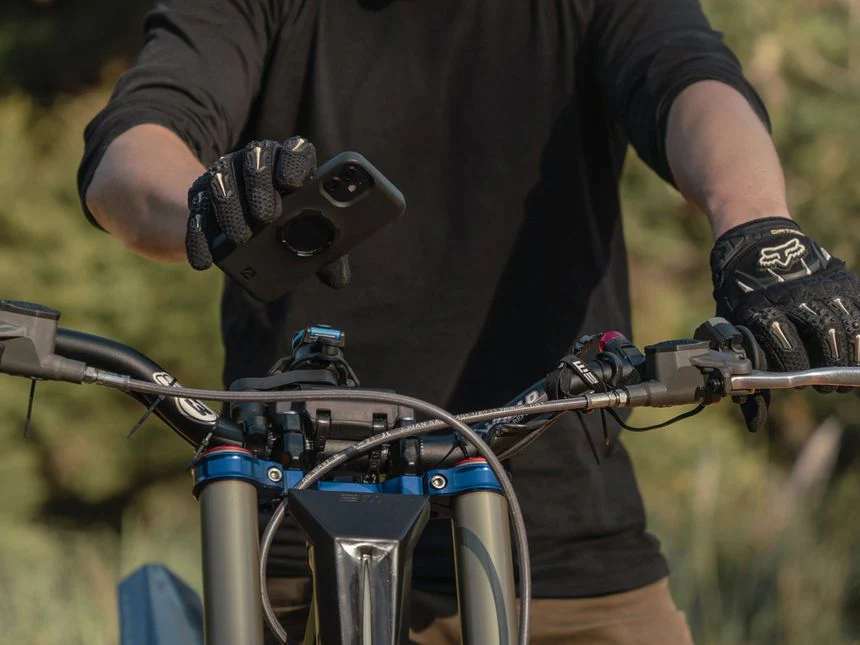 Quad Lock Motorcycle - Universal Handlebar Mount - Image 2