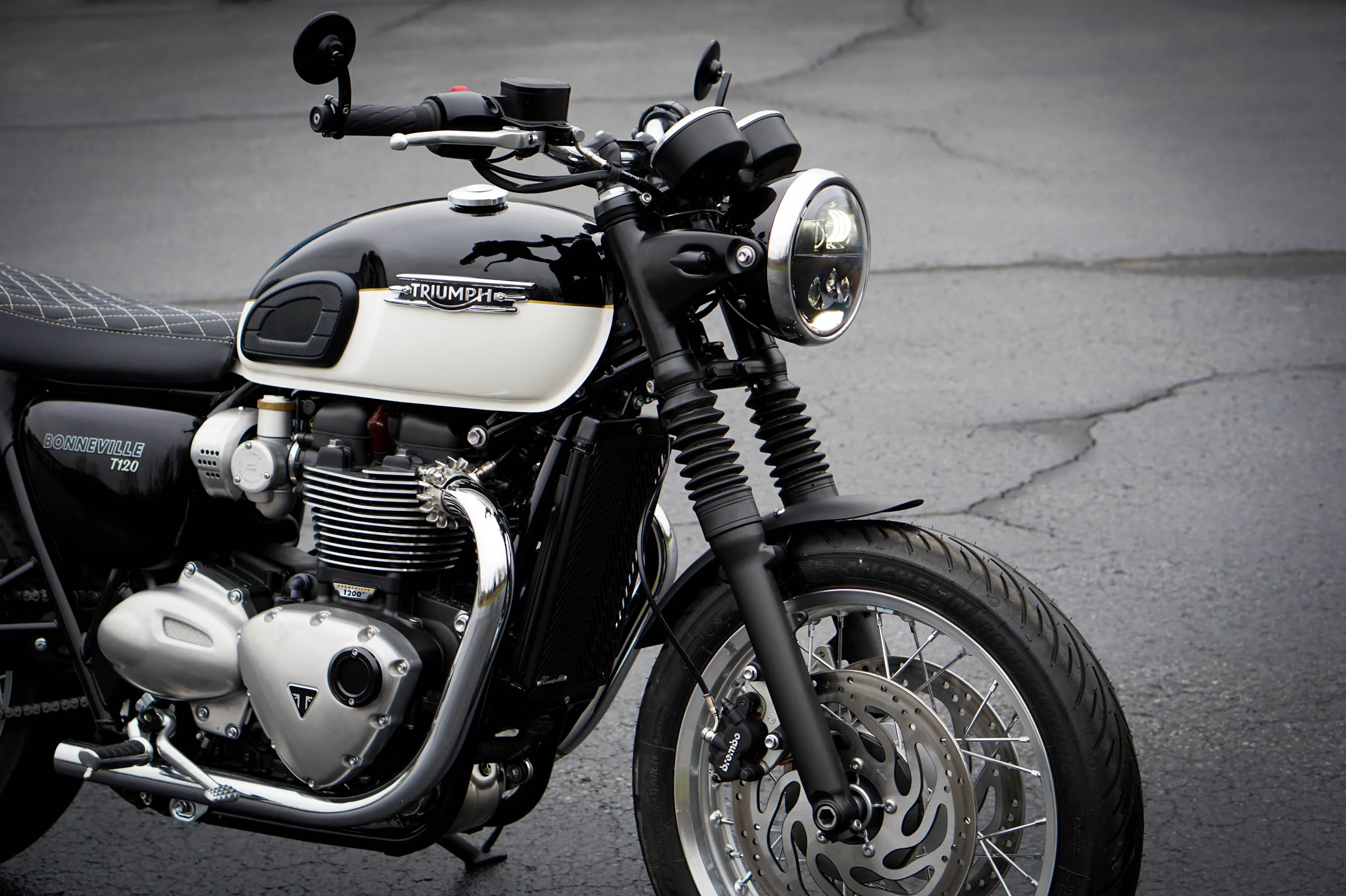 Short Aluminum Front Fender for Triumph Bonneville | 2016+ T100, T120, Street Twin, Street Scrambler - Image 12