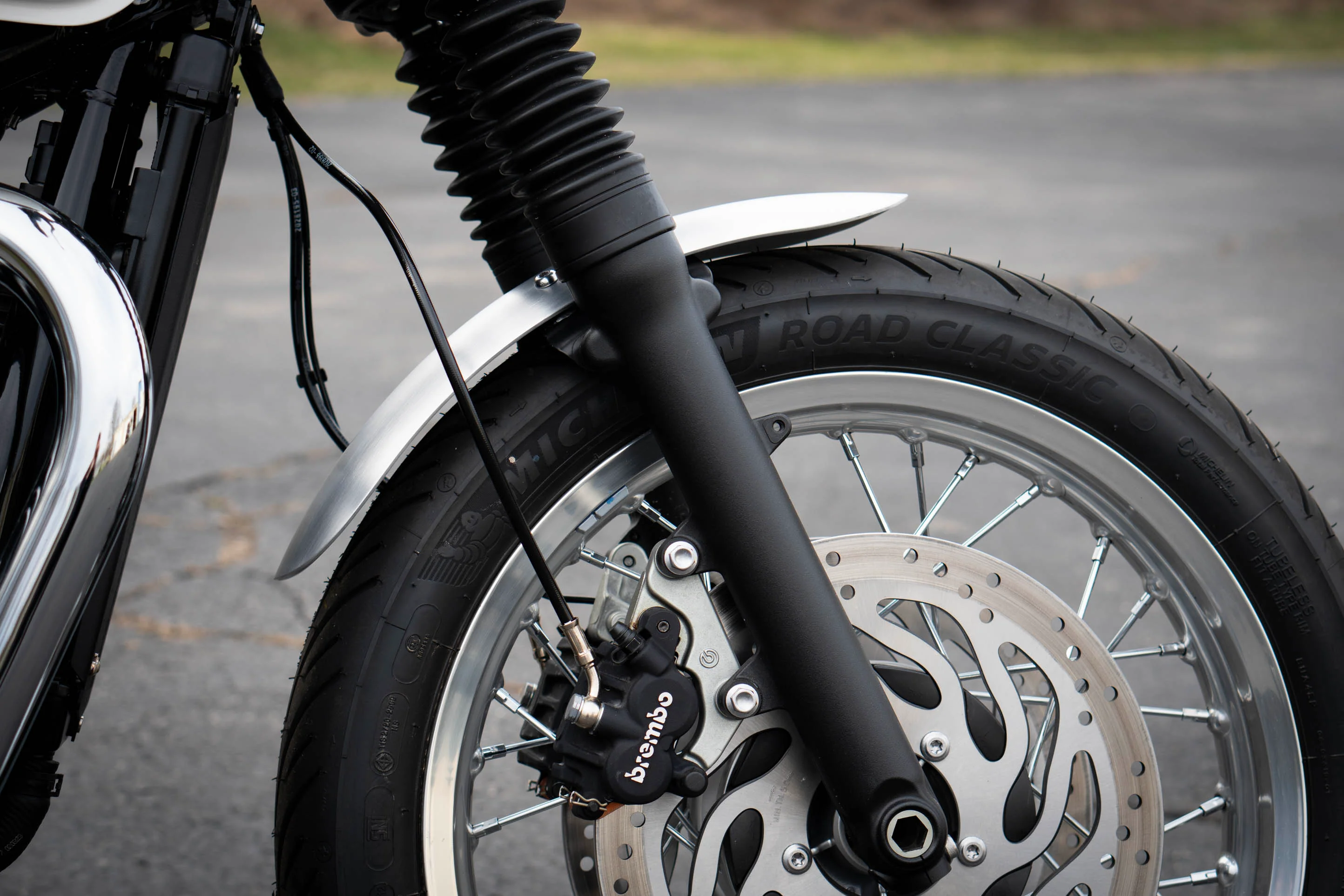 Short Aluminum Front Fender for Triumph Bonneville | 2016+ T100, T120, Street Twin, Street Scrambler - Image 5