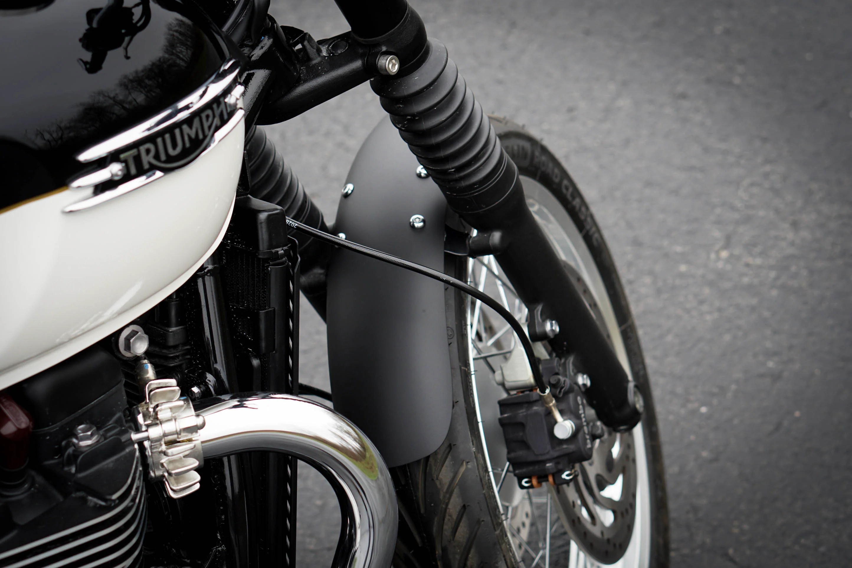 Short Aluminum Front Fender for Triumph Bonneville | 2016+ T100, T120, Street Twin, Street Scrambler - Image 9