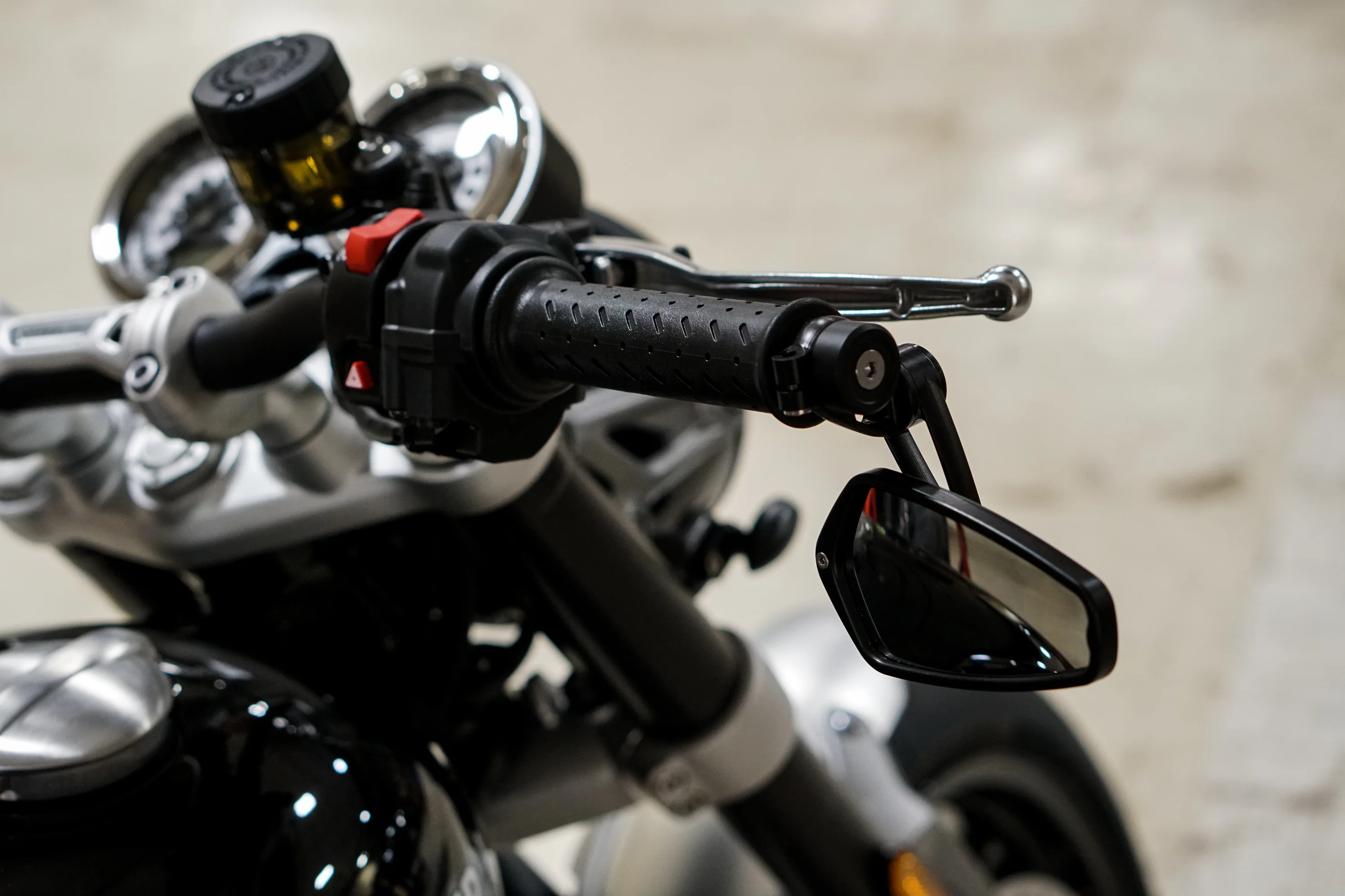 Triumph Bar End Finishers & Mirror Kits - 7/8” Handlebar Triumph Models - Image 36