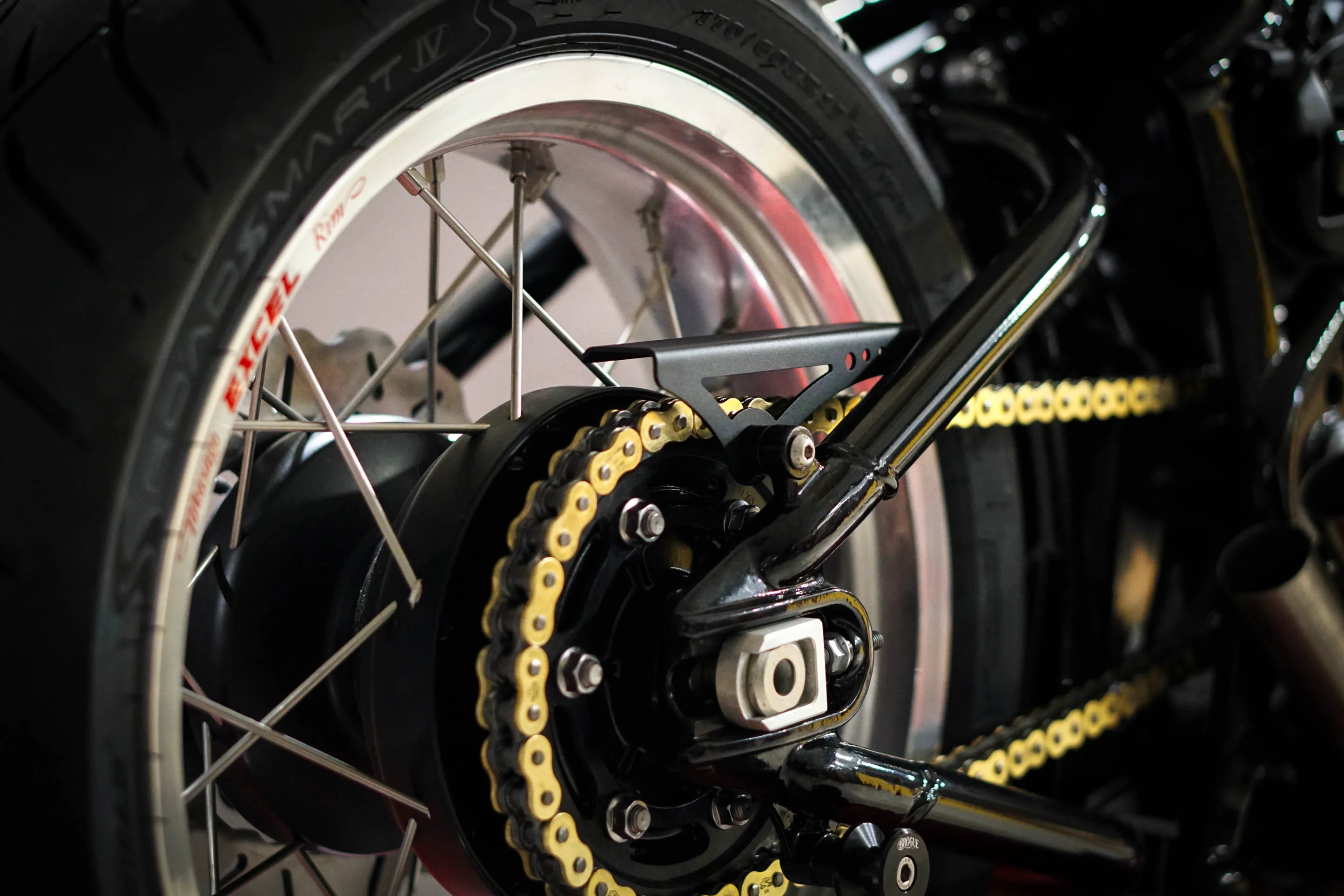 Triumph Bobber Short Chain Guard - 2017+ - Brogue Moto - Image 4