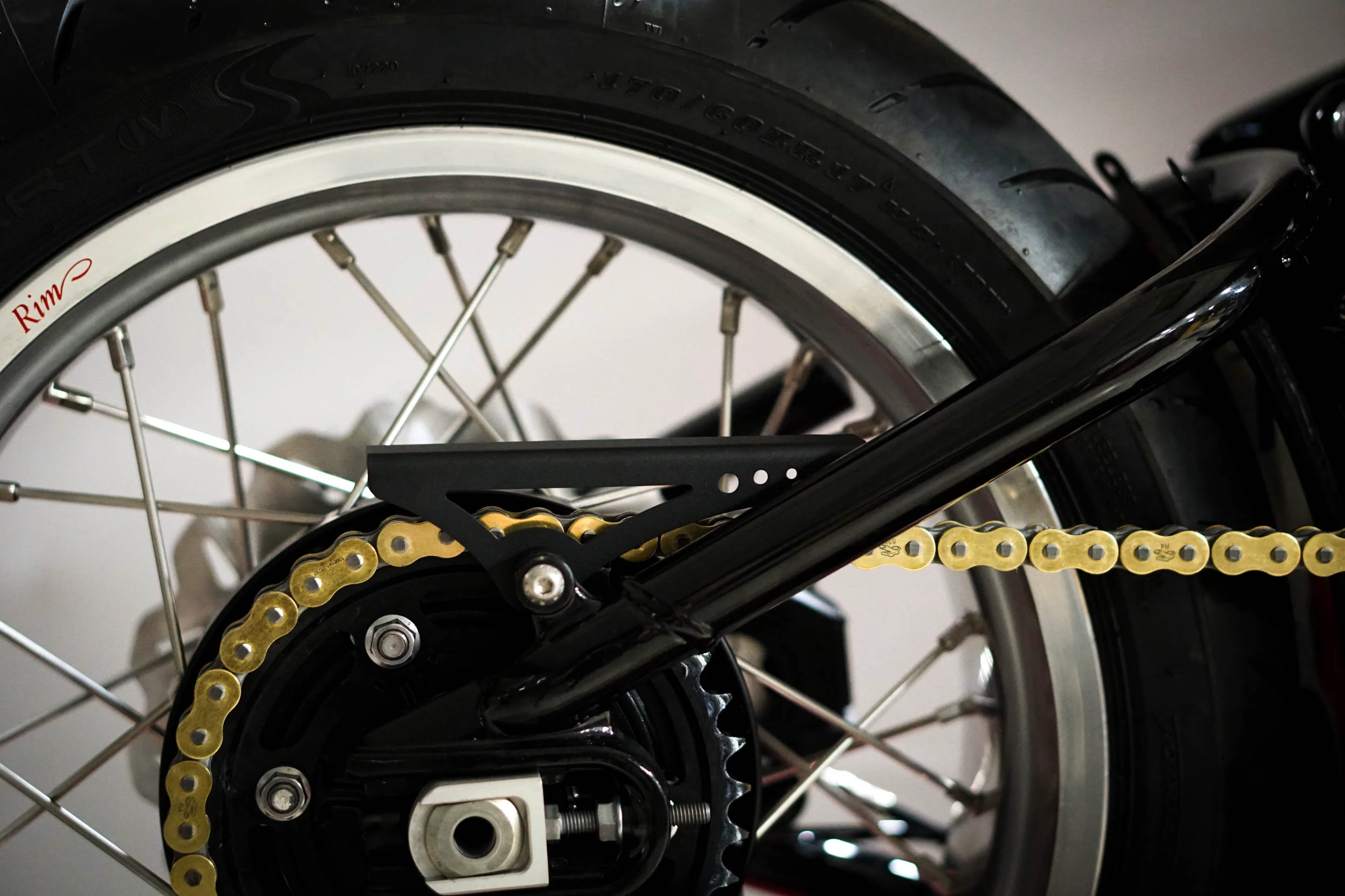 Triumph Bobber Short Chain Guard - 2017+ - Brogue Moto - Image 5