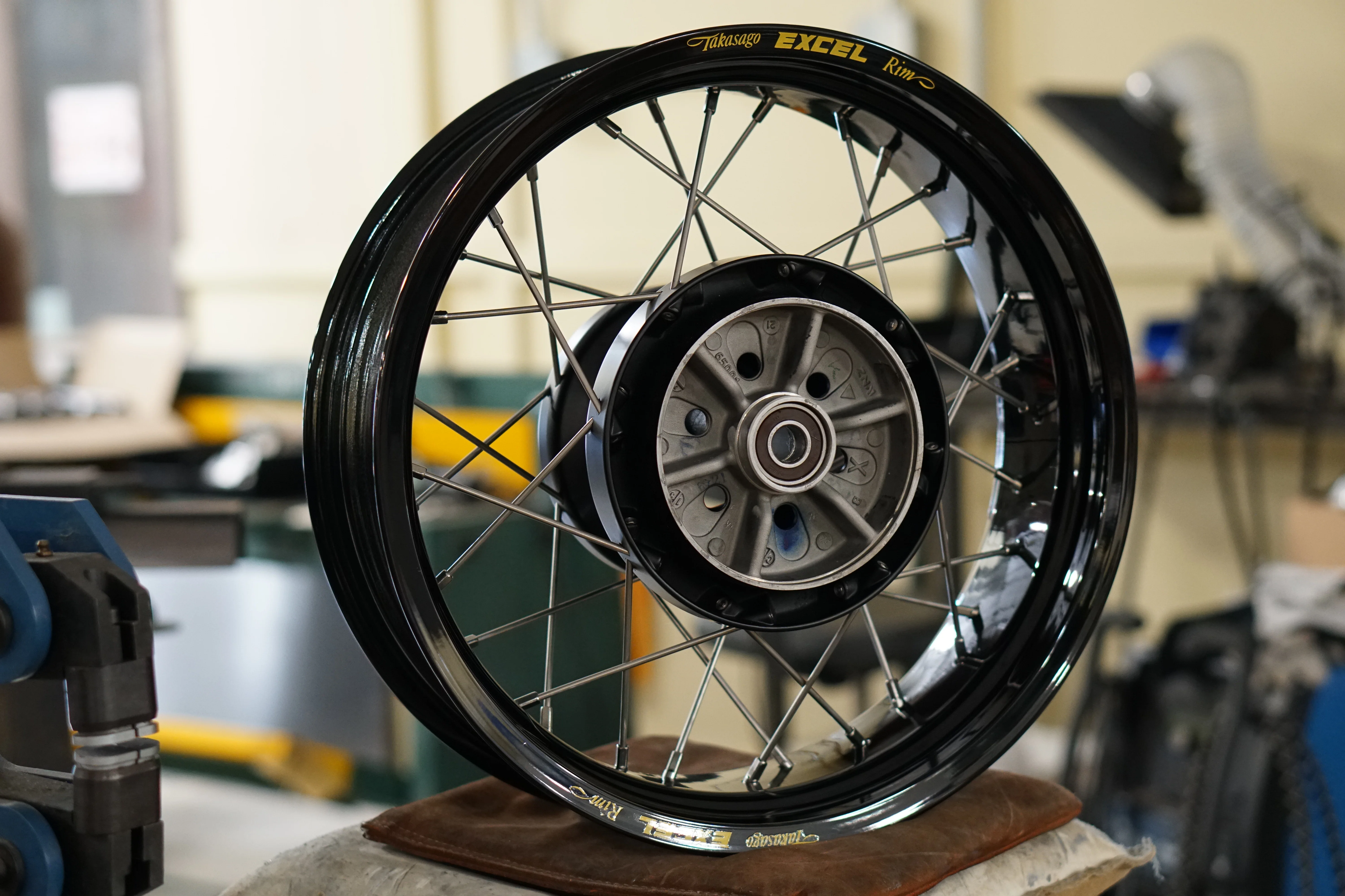 Triumph Bobber Custom Excel Wide Wheel - Spoke and Rim Kits - Brogue Moto - Image 36
