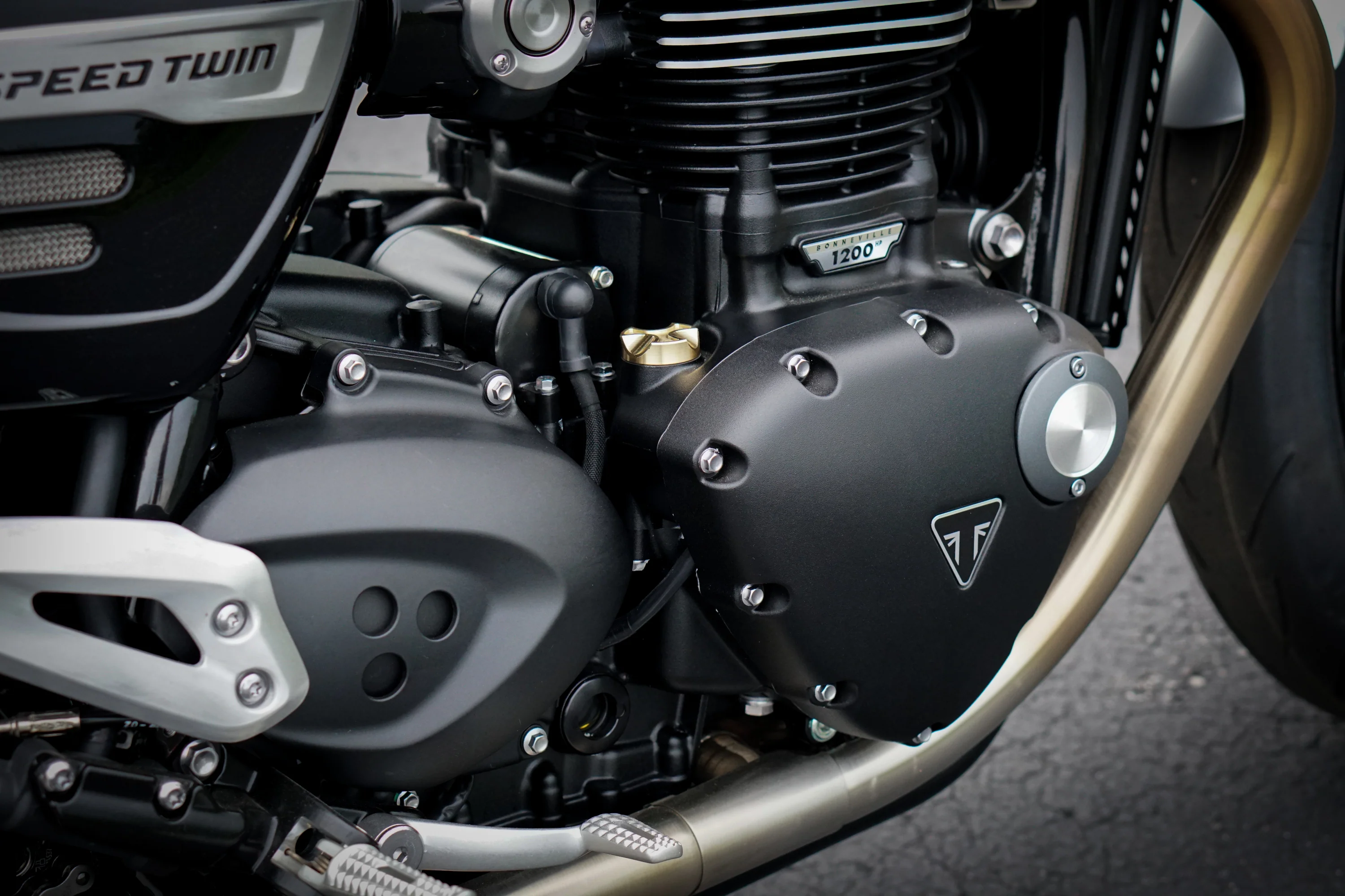 Triumph Machined Brass Oil Filler Cap - Brogue Moto - Image 7