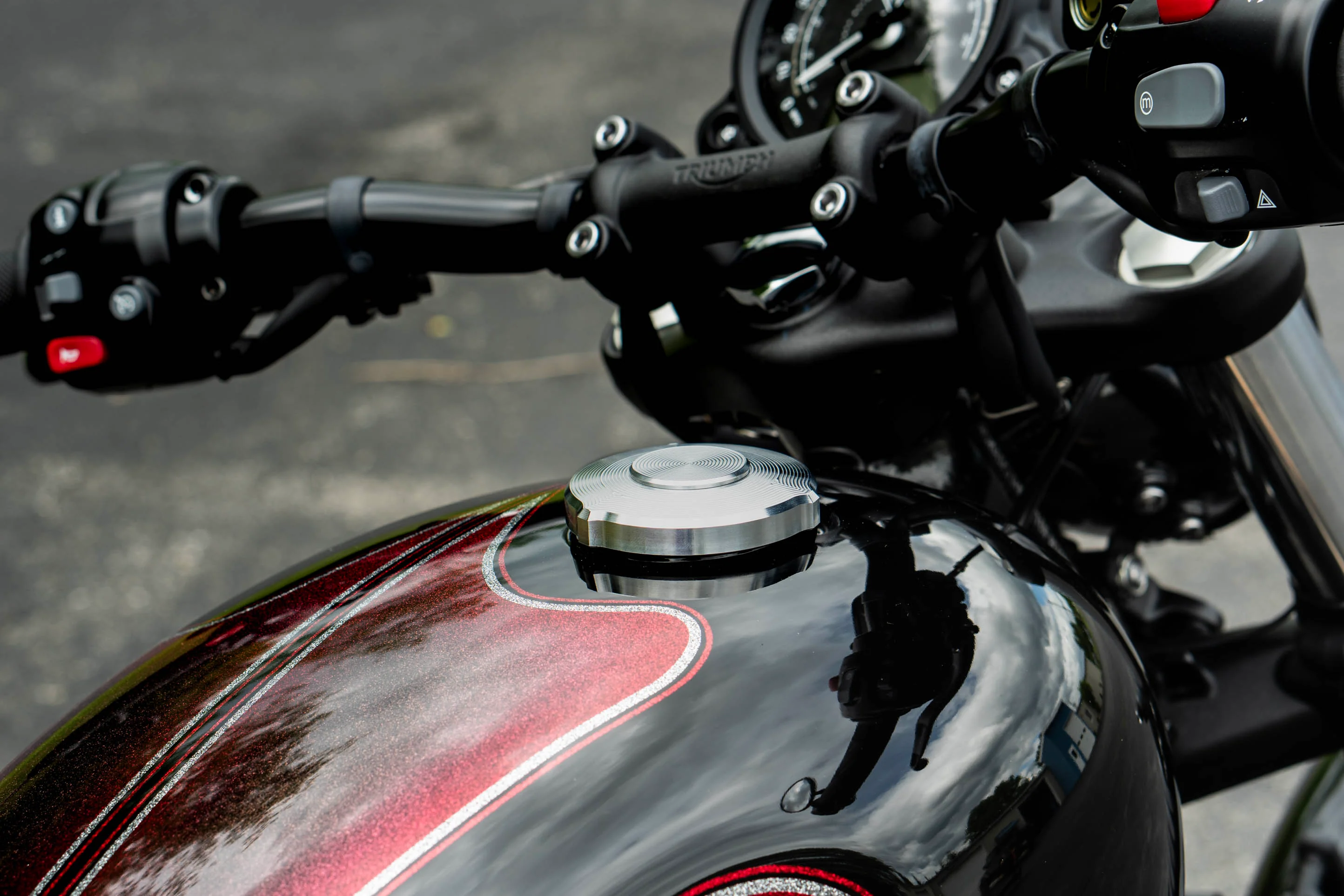 Triumph Locking Machined Low Profile Gas Cap - Brogue Moto - Image 12