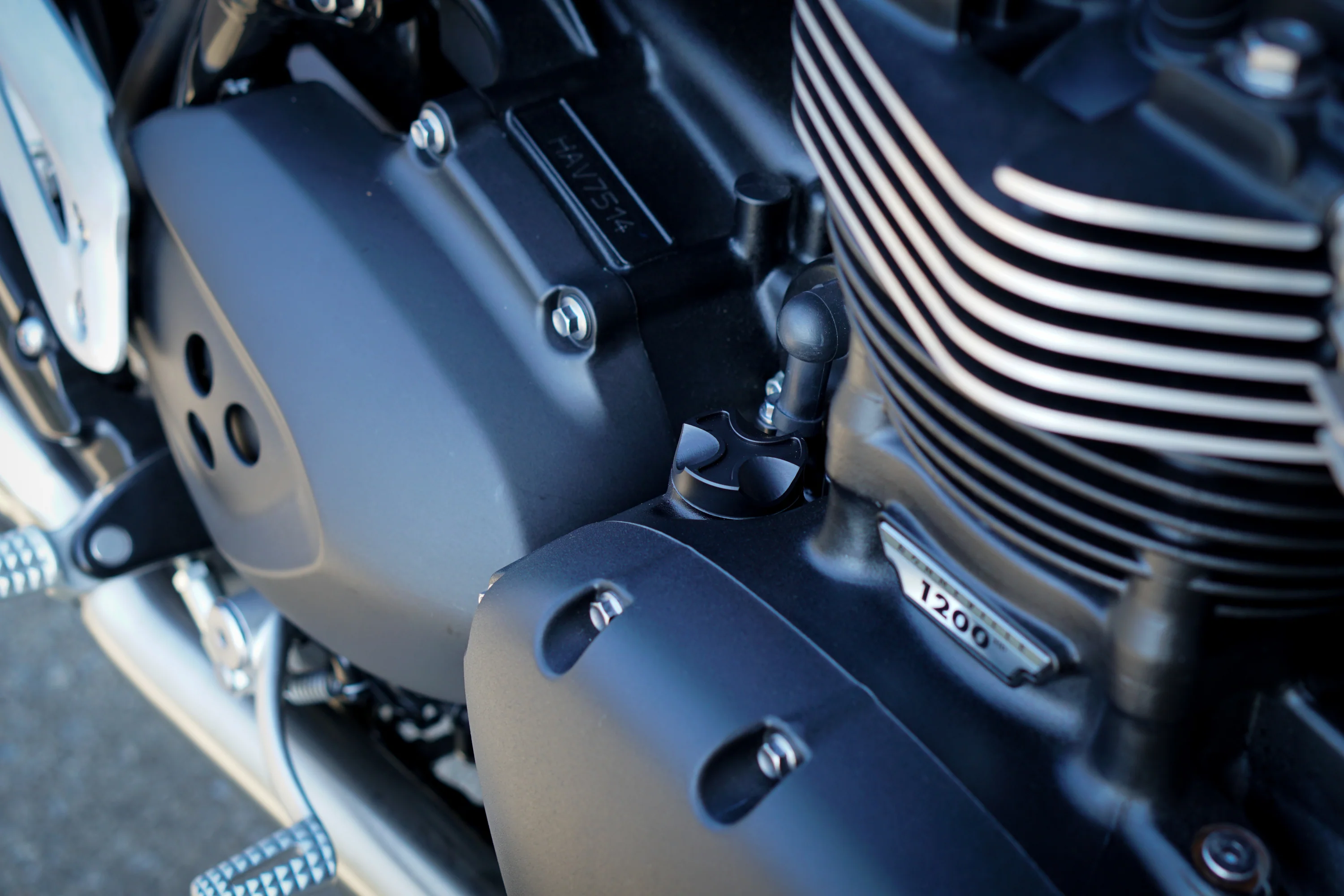 Triumph Machined Oil Filler Cap - Brogue Moto - Image 8