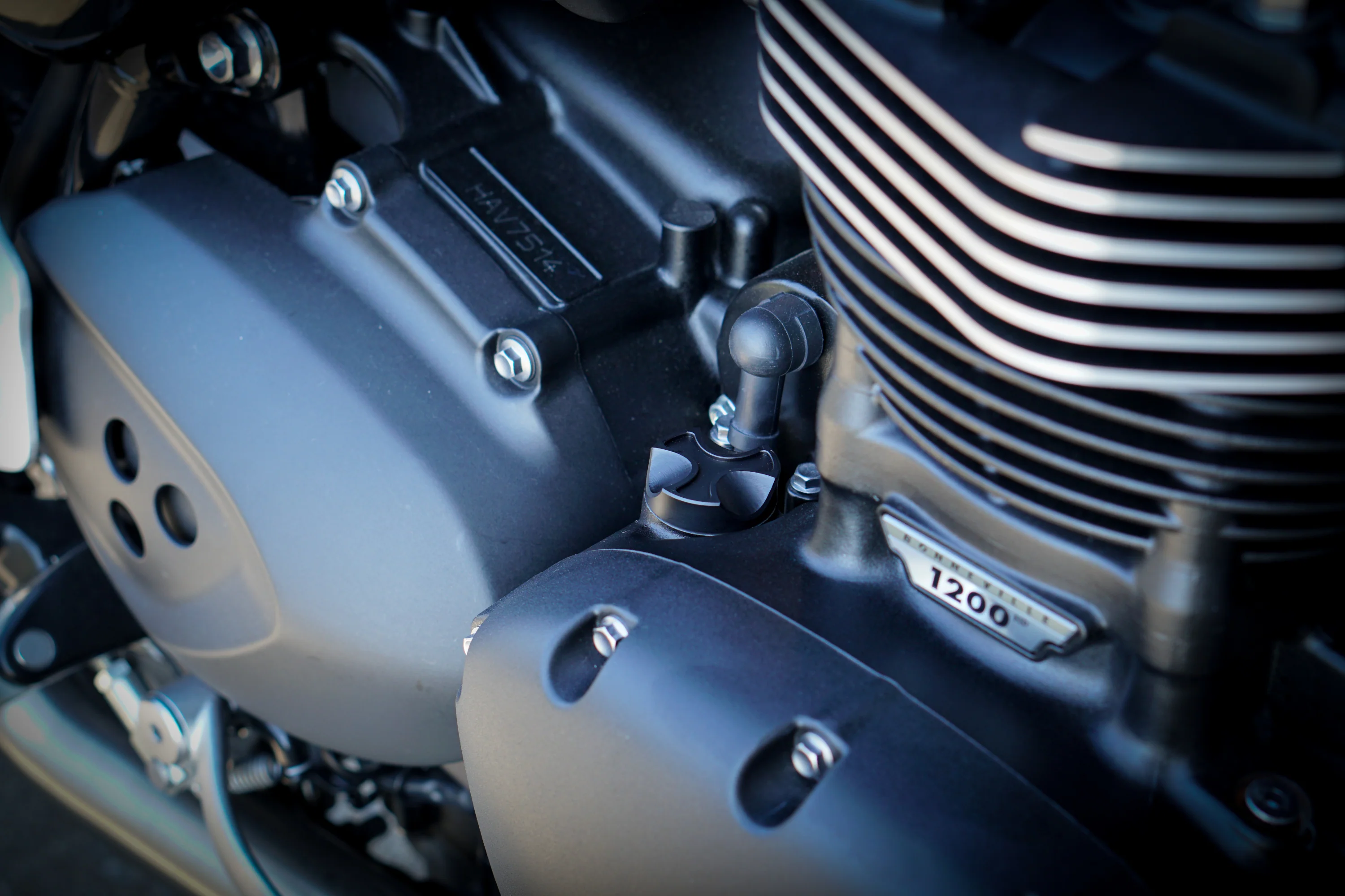 Triumph Machined Oil Filler Cap - Brogue Moto - Image 9