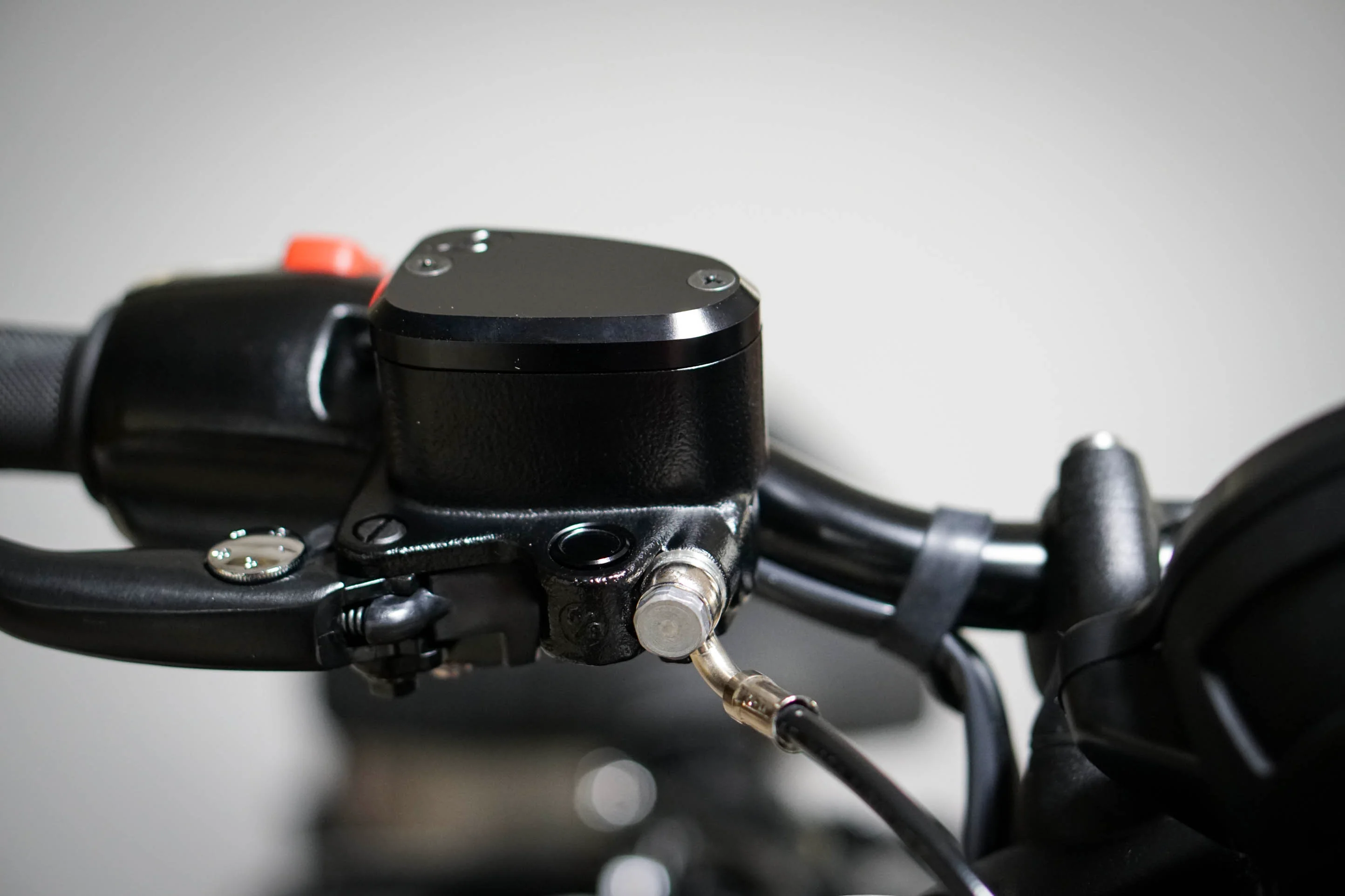 Triumph Mirror Block Off Plugs - 2016+ - Fits Bobber, T120, T100, & Speedmaster - Brogue Moto - Image 3