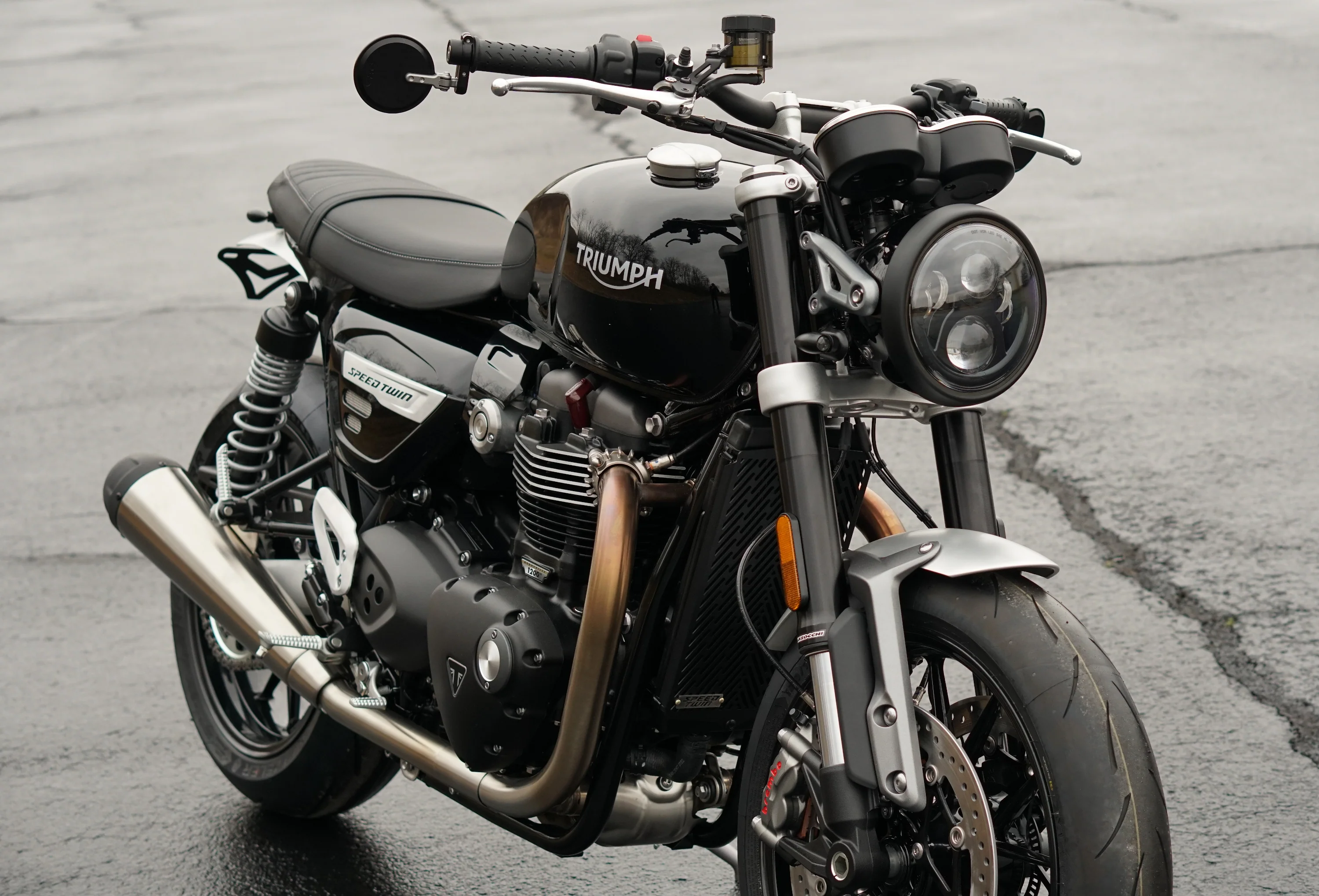 Triumph Modern Classic JW Speaker 7" - 8700 Dual Burn LED Headlight Kit - 2016+ Thruxton - Scrambler - Bonneville T100 - T120 - Speed Twin - Street Twin - Image 2