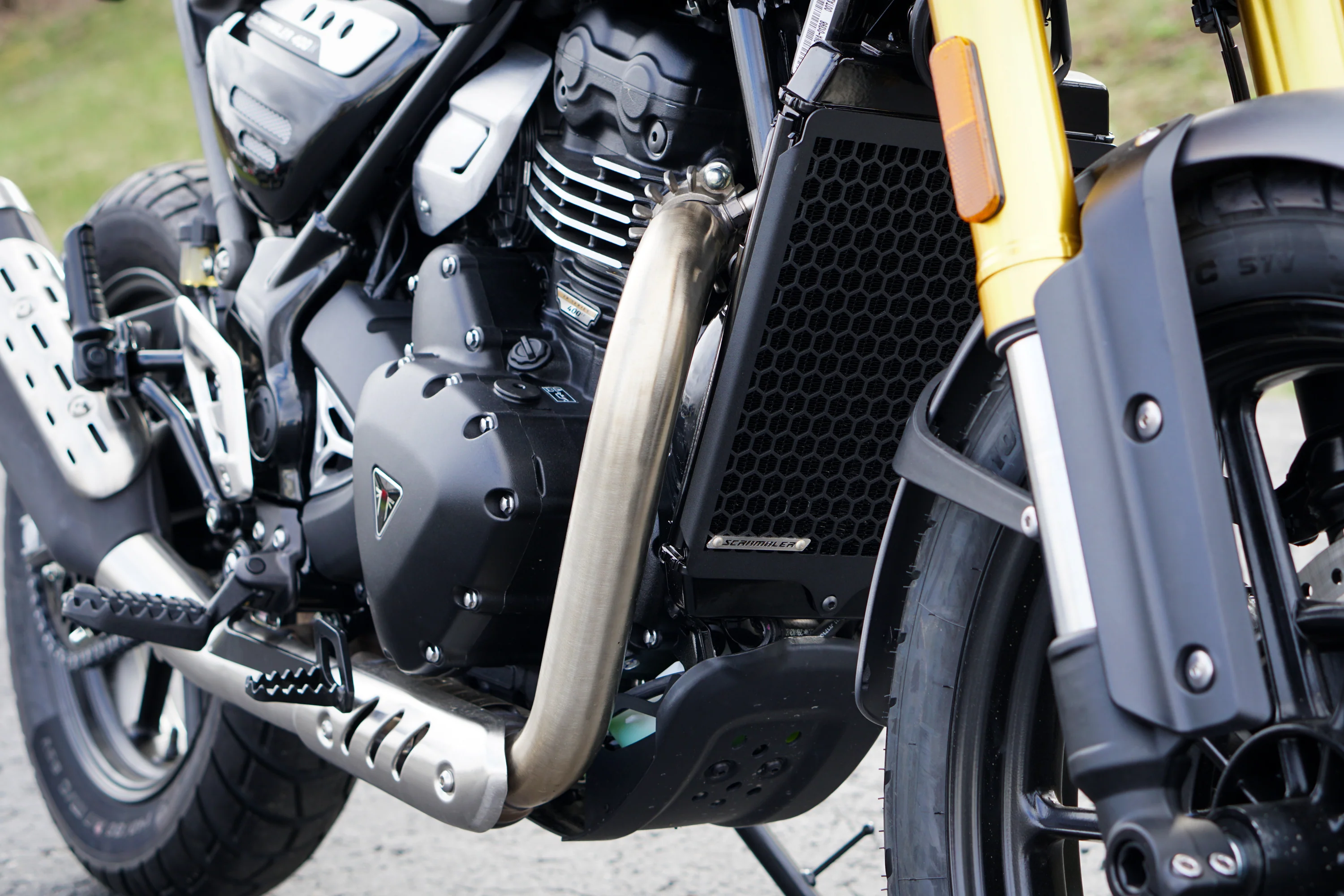 Triumph Scrambler 400 Radiator Guard