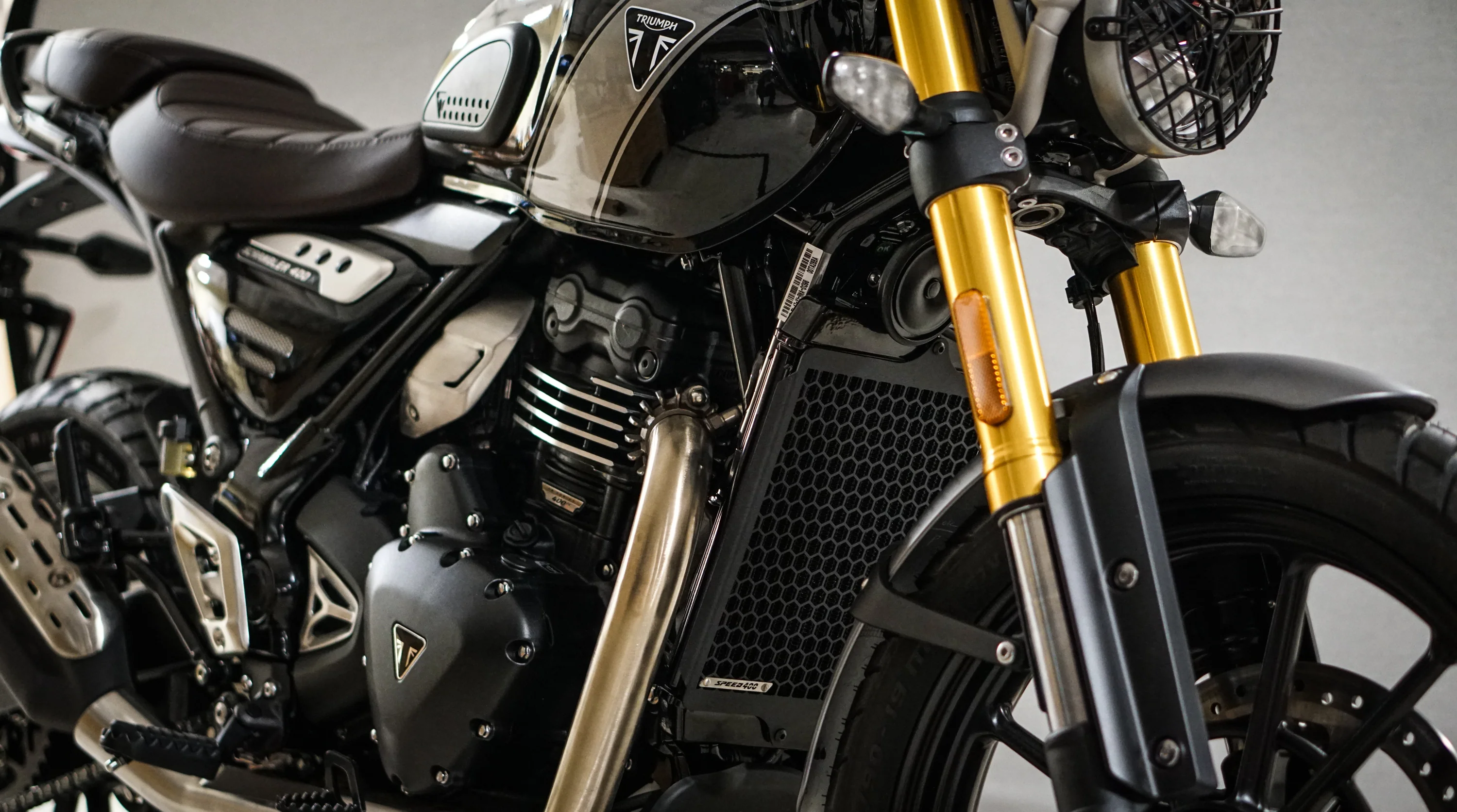 Triumph Speed 400 Radiator Guard - Image 2