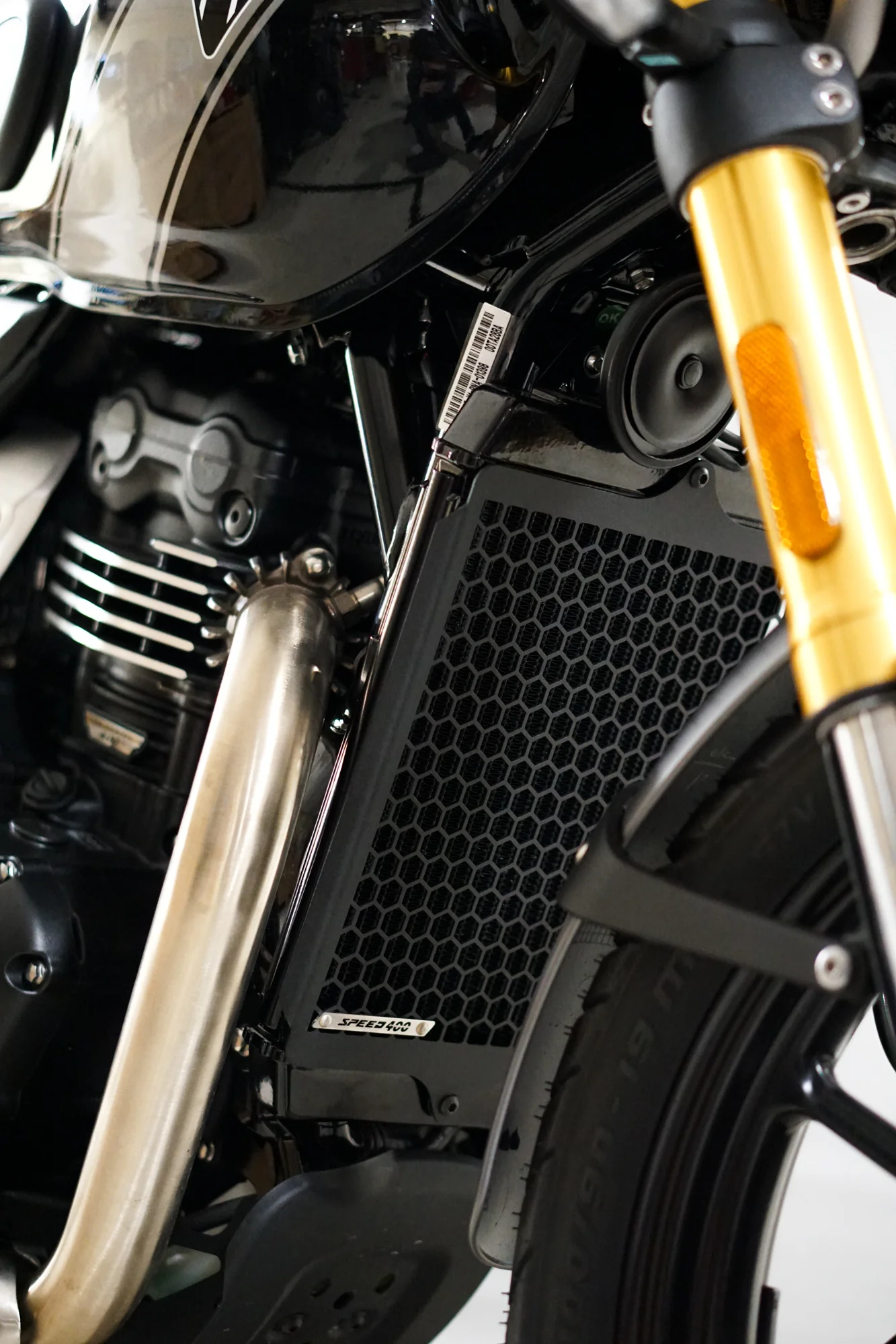 Triumph Speed 400 Radiator Guard - Image 3