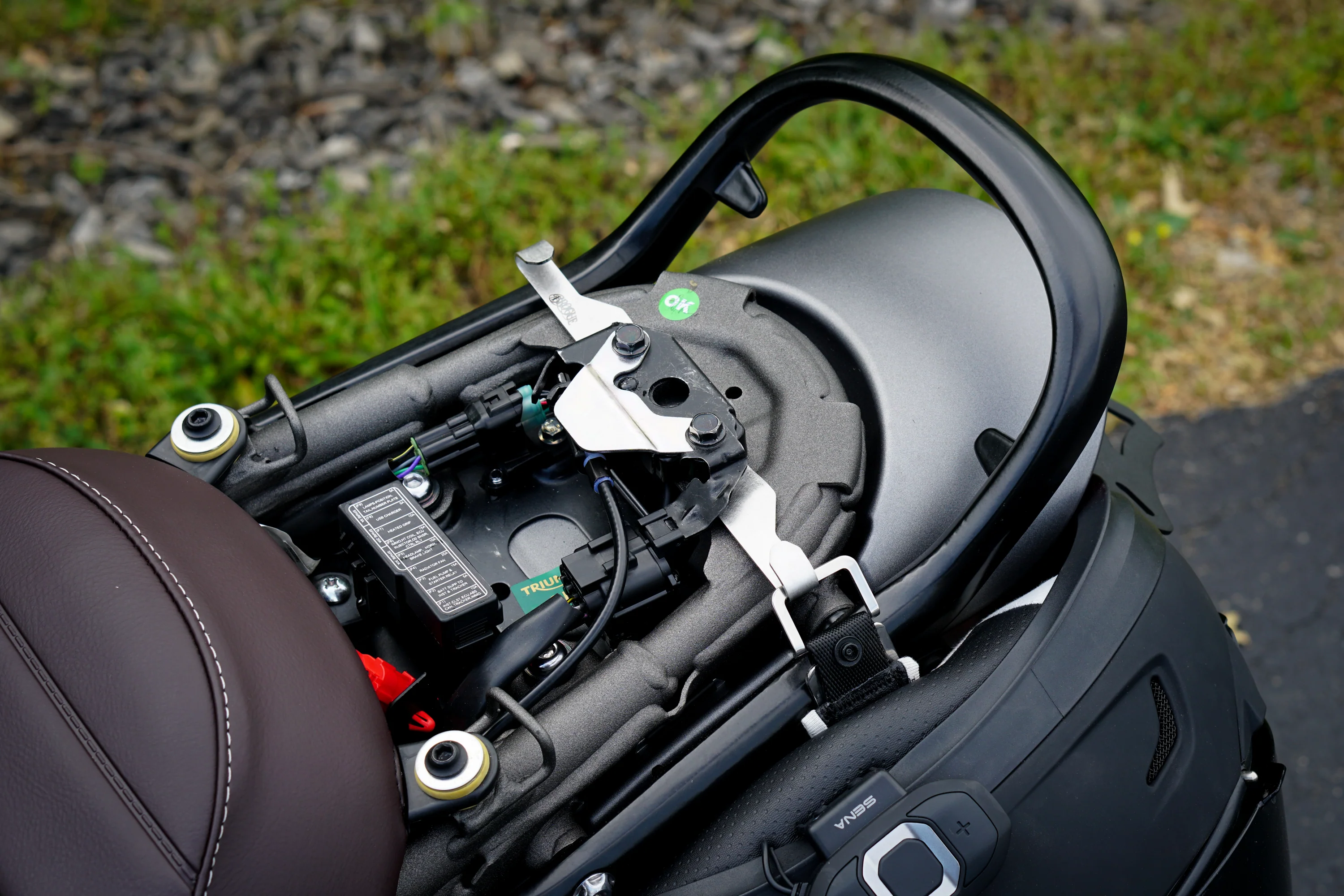 Triumph Speed 400 & Scrambler 400 Helmet Hook (lock) - Image 3