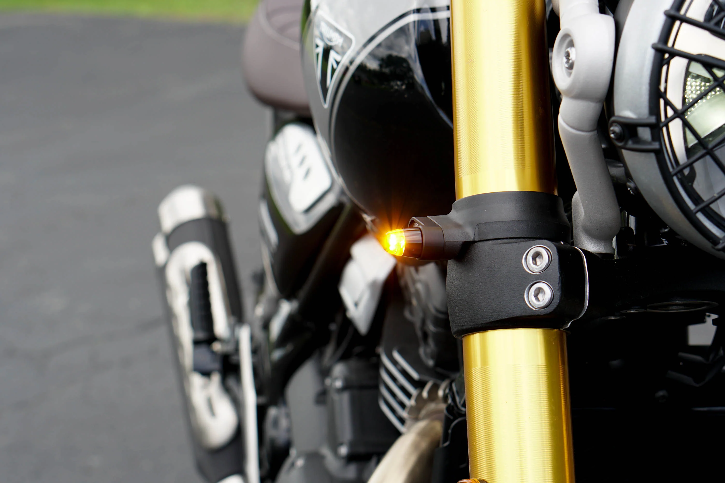 Triumph Speed 400 & Scrambler 400  Low Profile Plug & Play Front Turn Signal Kits - Image 11