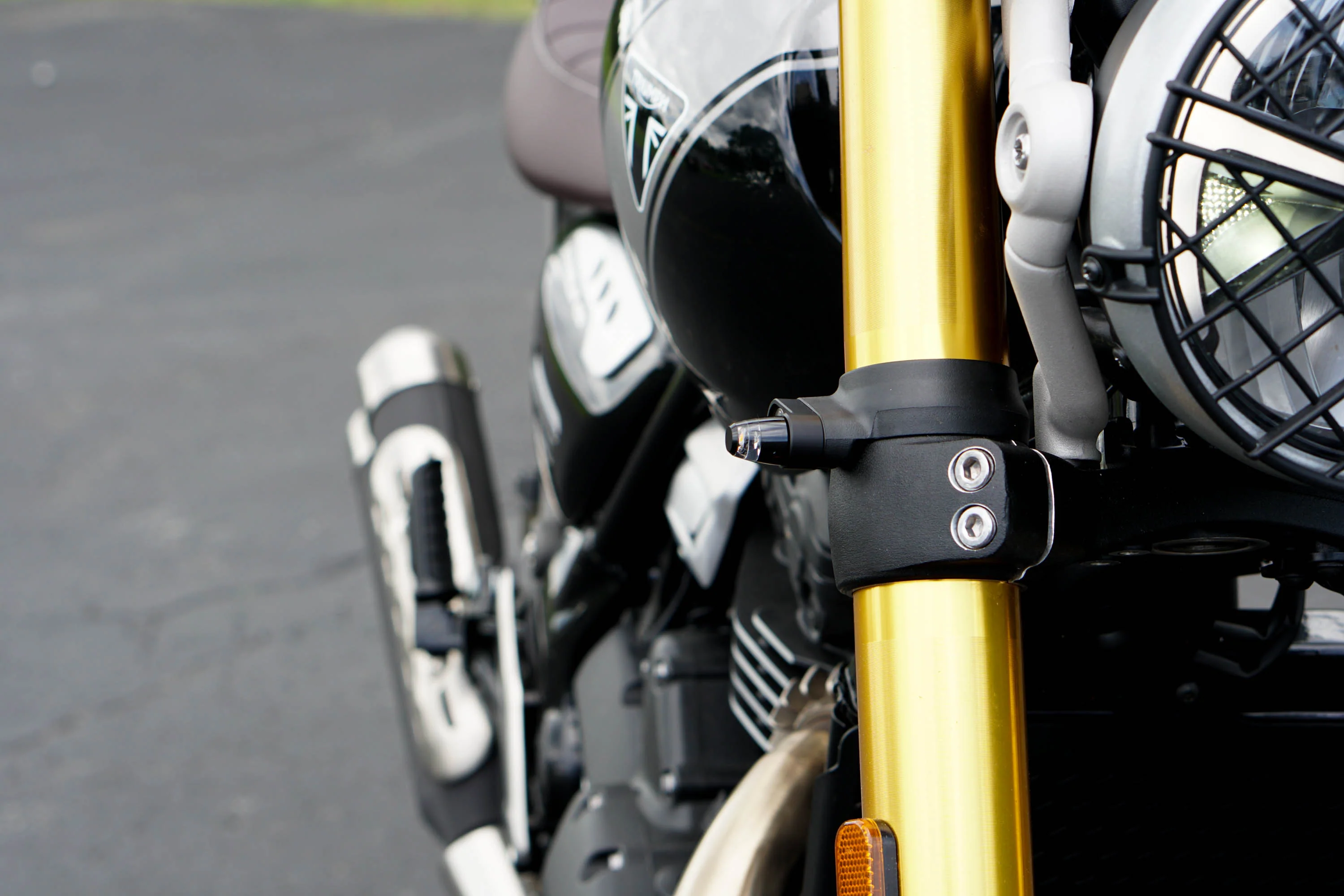 Triumph Speed 400 & Scrambler 400  Low Profile Plug & Play Front Turn Signal Kits - Image 15