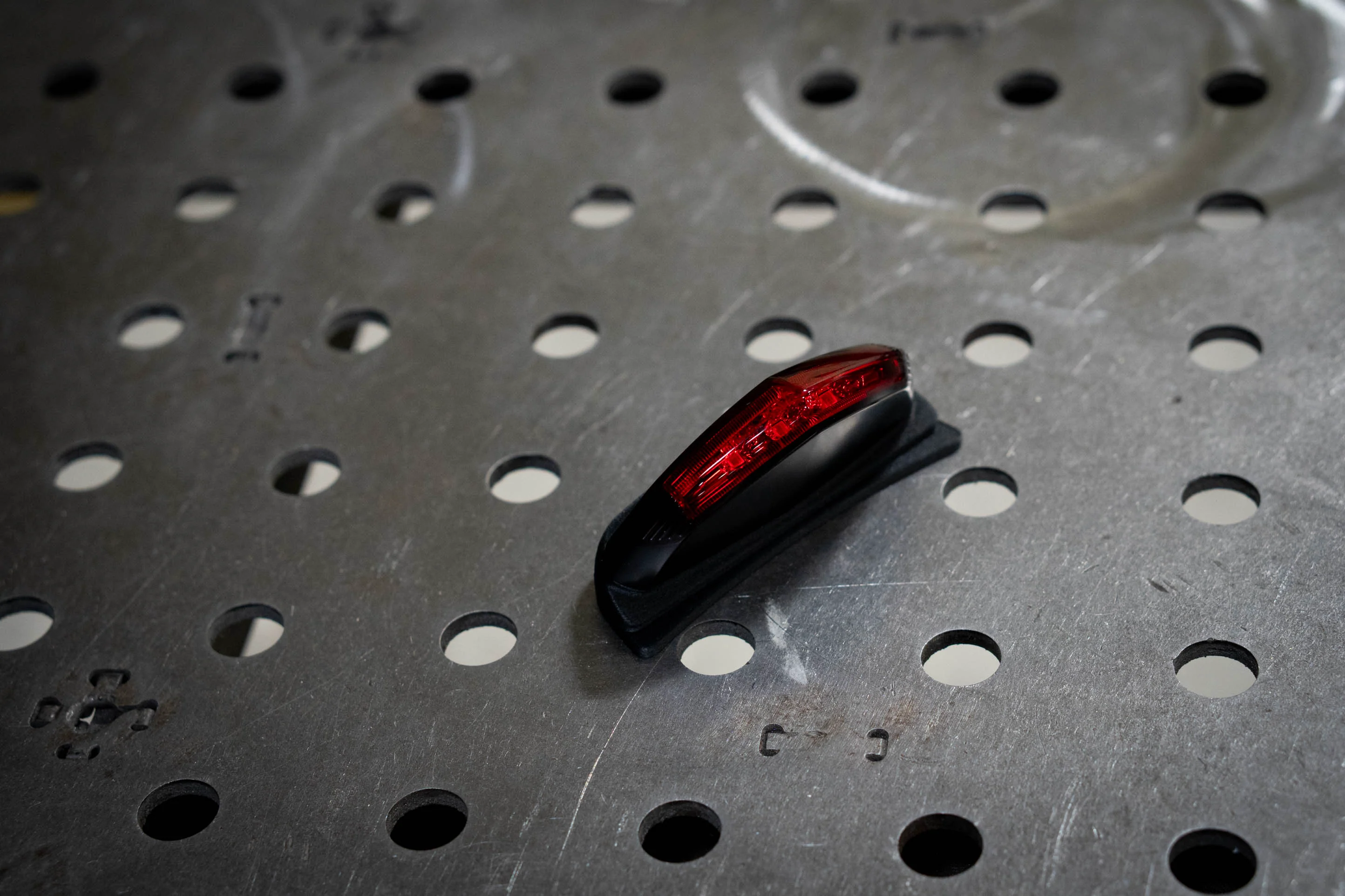 Triumph Speed Twin 1200 (2019–2024) Brogue Euro LED Center Tail Light Conversion Kit - Image 11