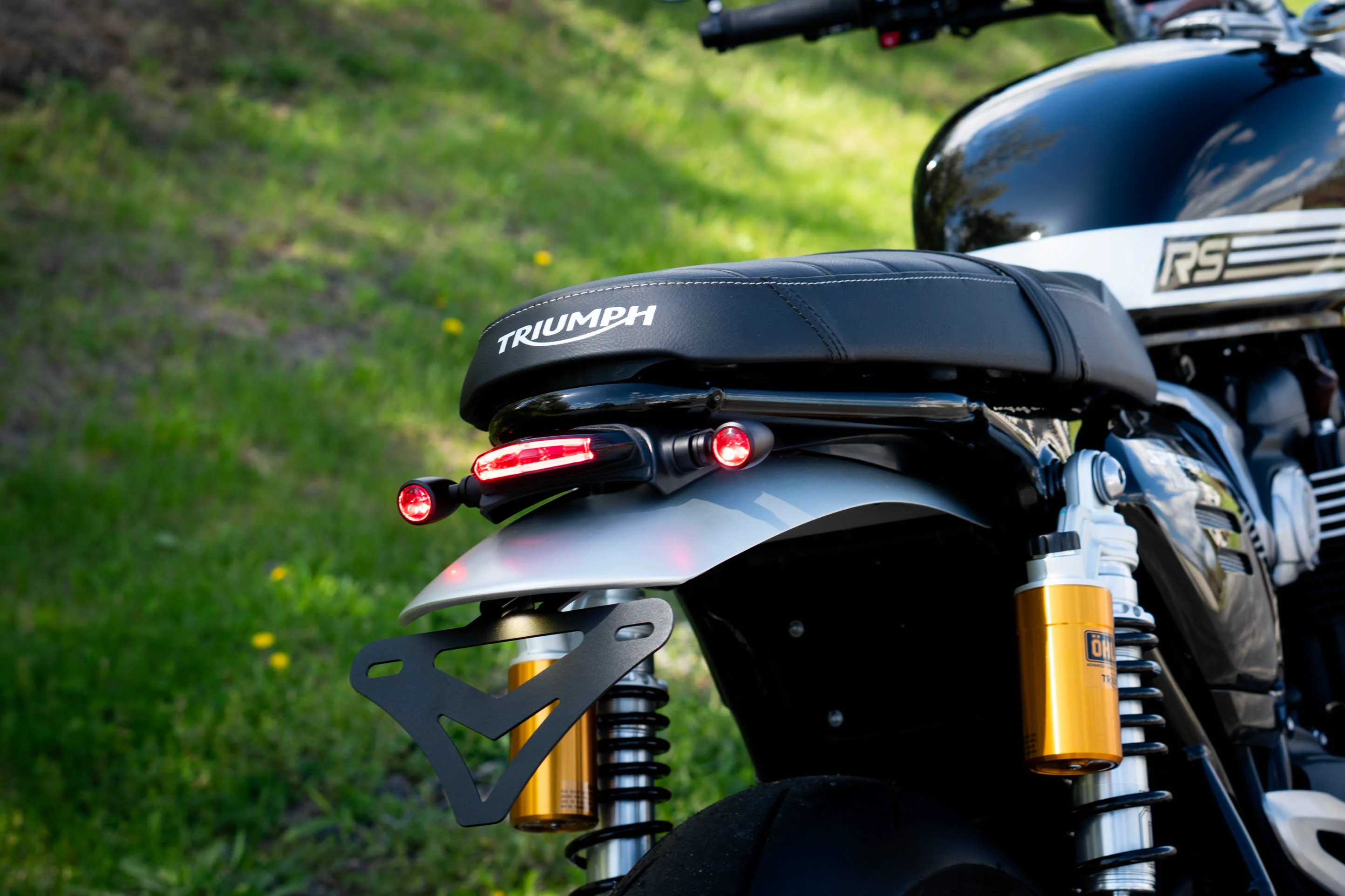 Triumph Speed Twin 1200 (2019–2024) Brogue Euro LED Center Tail Light Conversion Kit - Image 4