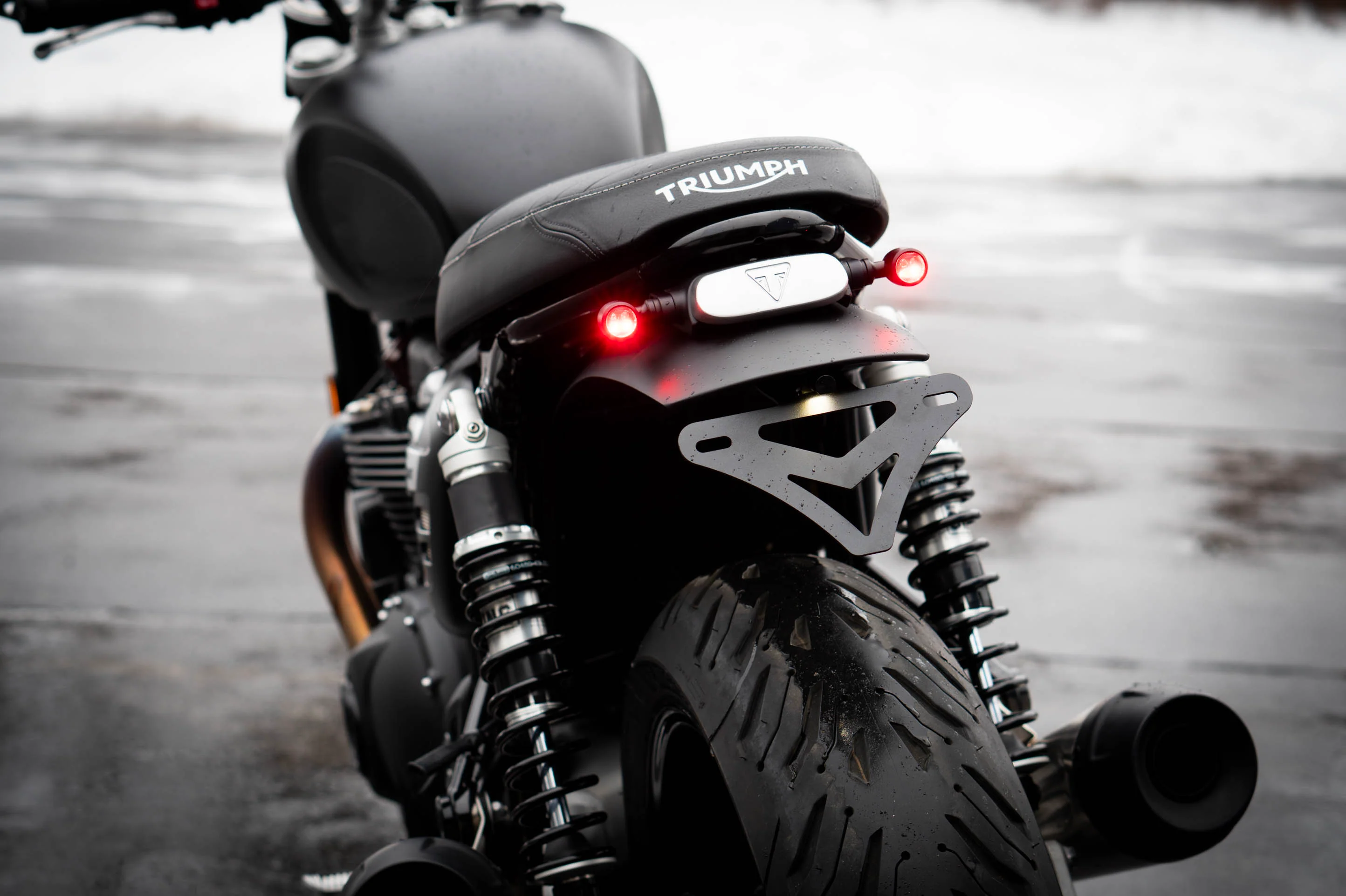 Triumph Speed Twin 1200 (2019–2024) – Brogue Classic Run-Turn-Brake Plug-and-Play Conversion Kit - Image 4