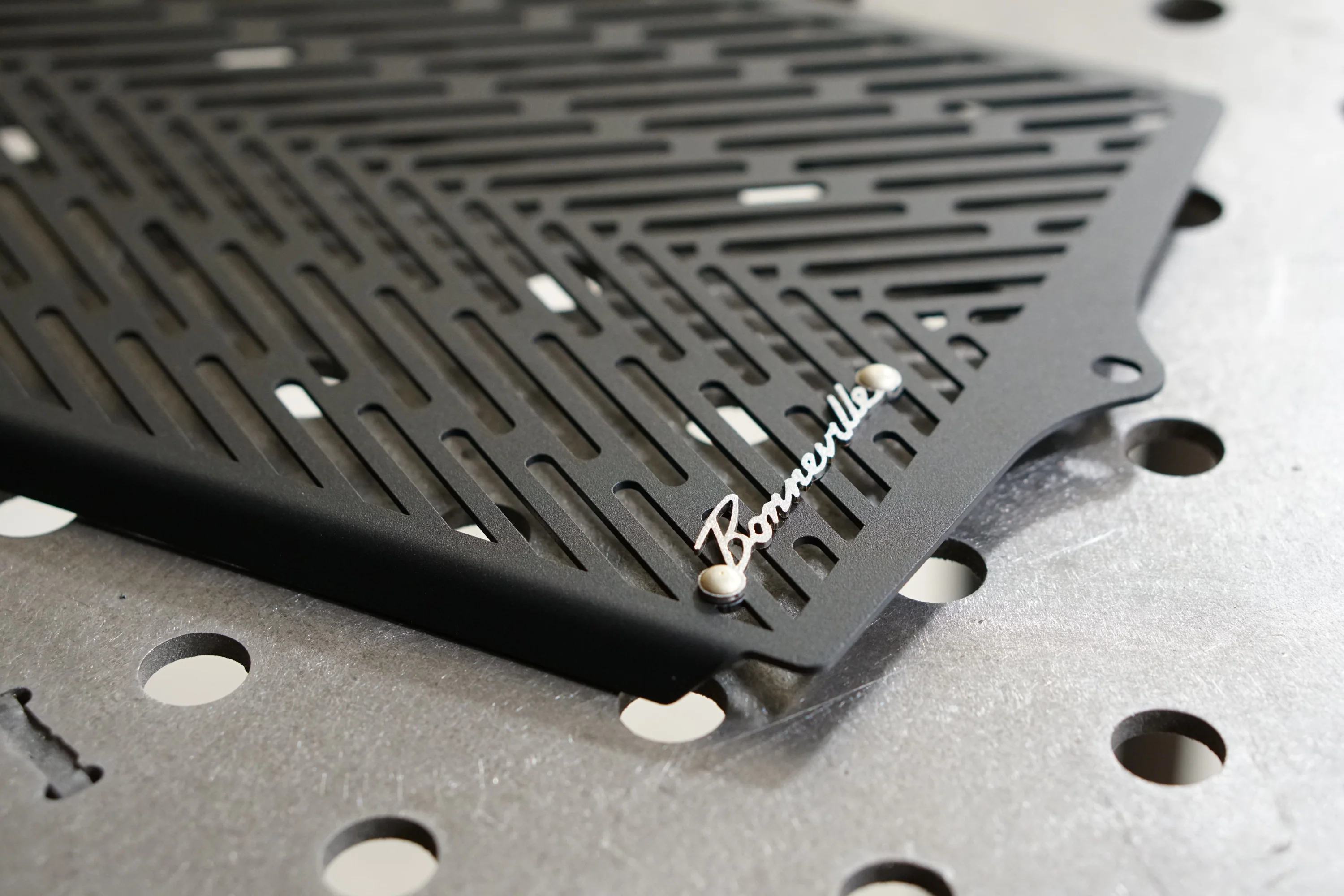 Triumph Radiator Guard - 2016+ Triumph Speed Twin, Thruxton R / 1200, Bonneville T100, T120, Street Twin / Cup / Scrambler - Image 10