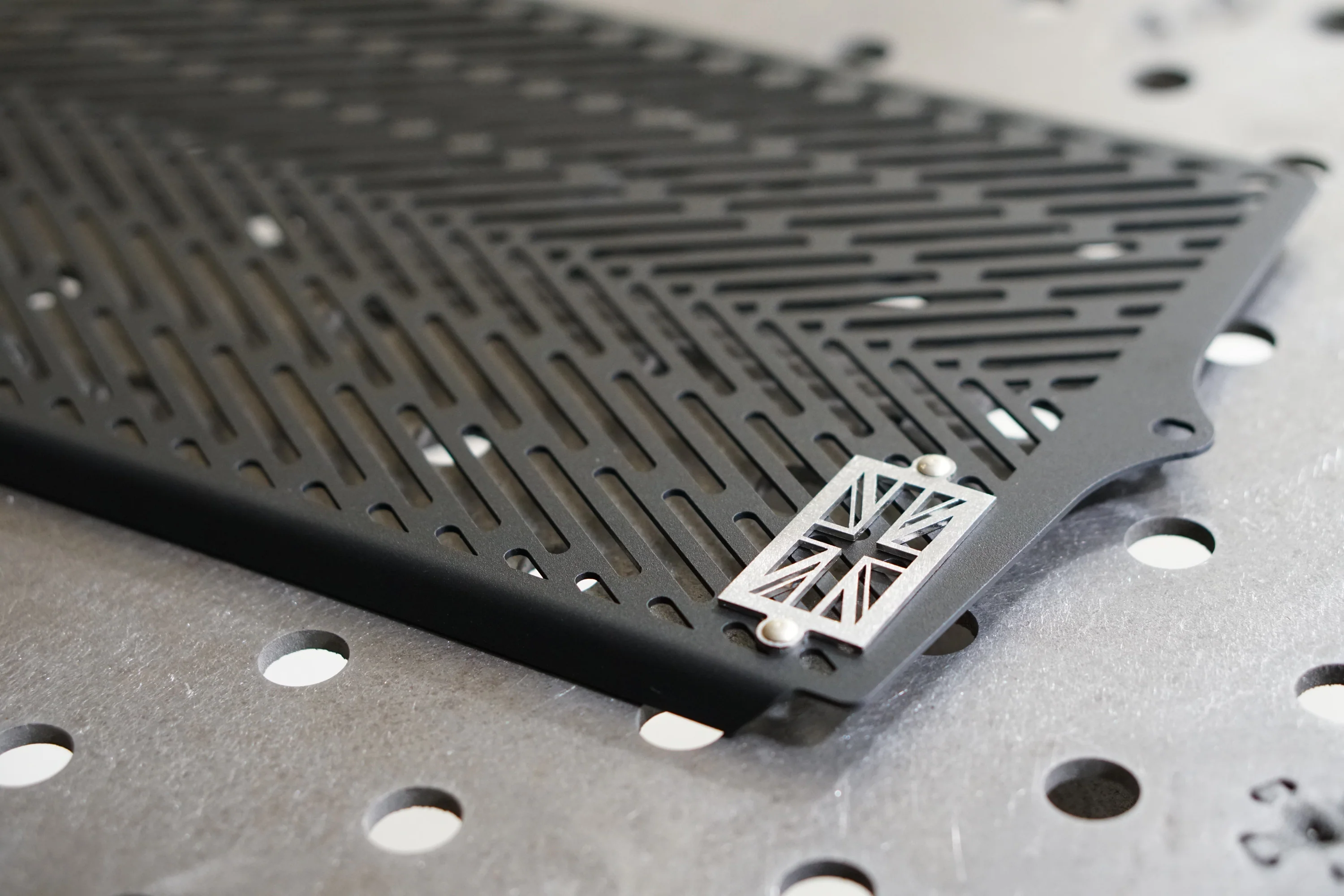 Triumph Radiator Guard - 2016+ Triumph Speed Twin, Thruxton R / 1200, Bonneville T100, T120, Street Twin / Cup / Scrambler - Image 12