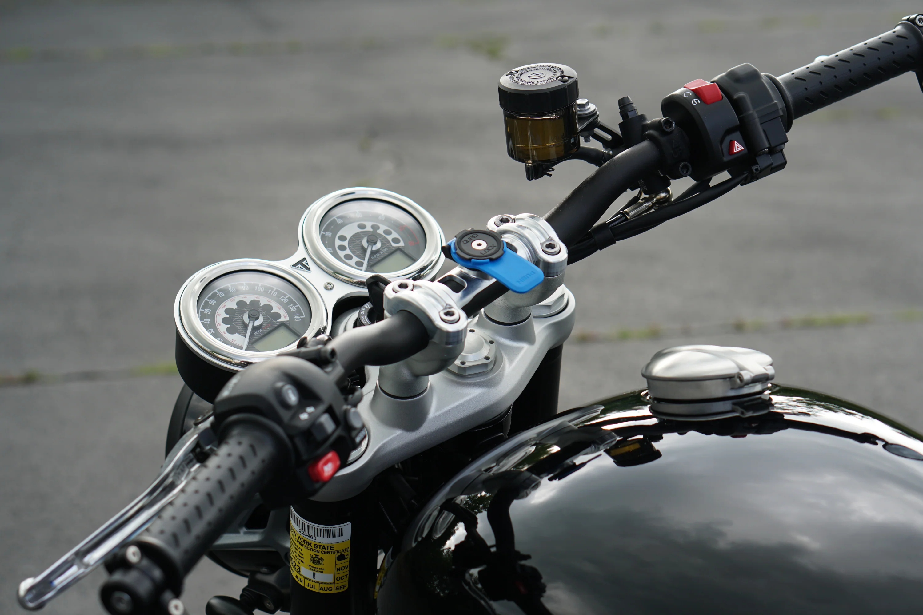 Triumph Speed Twin 1200 & RS 2019 - 2026 - Quad Lock Handlebar Machined Top Clamp Mount - Brogue Moto - Image 13