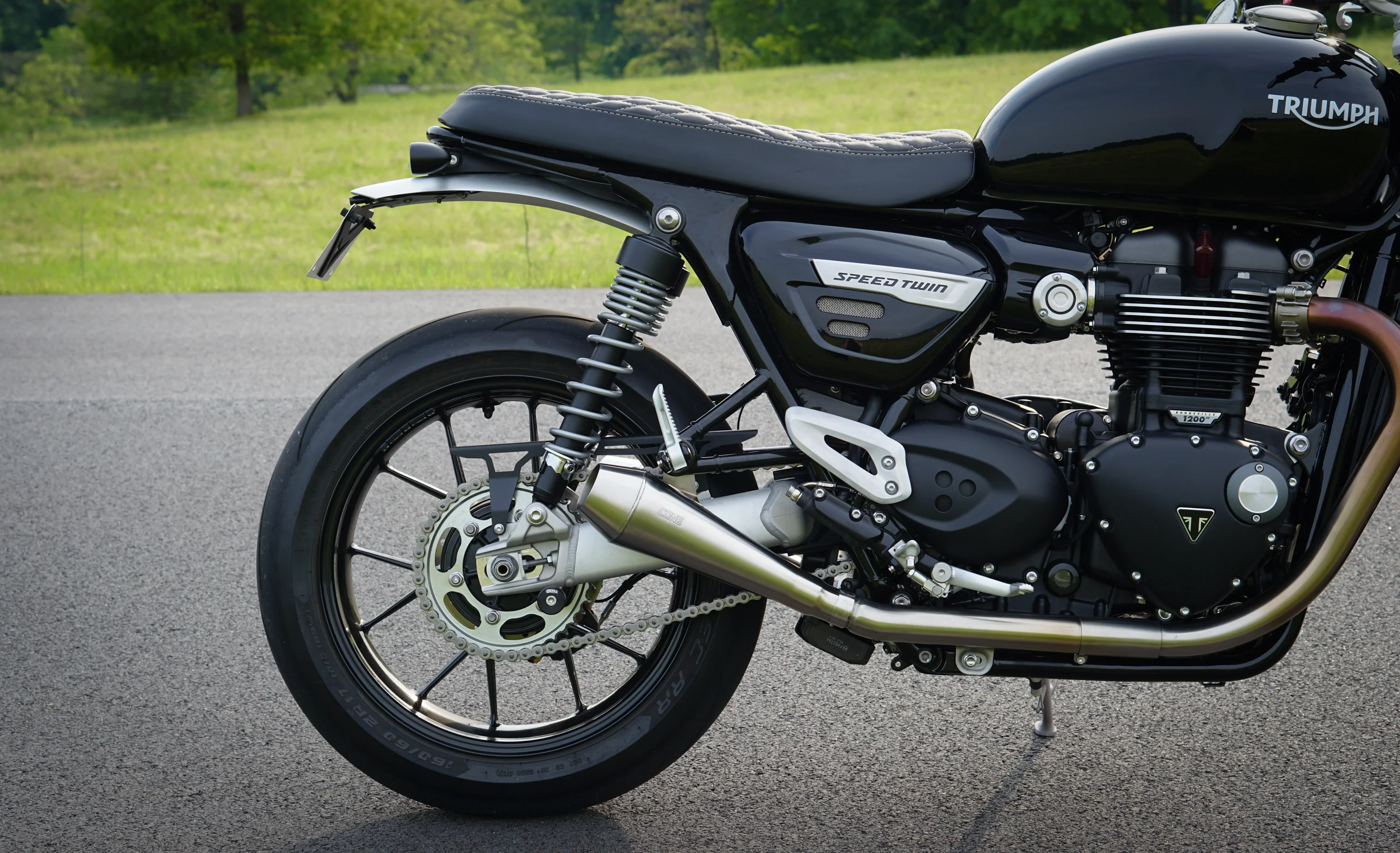 Triumph Speed Twin & RS / Thruxton Chain Guard - Brogue Moto - Image 8