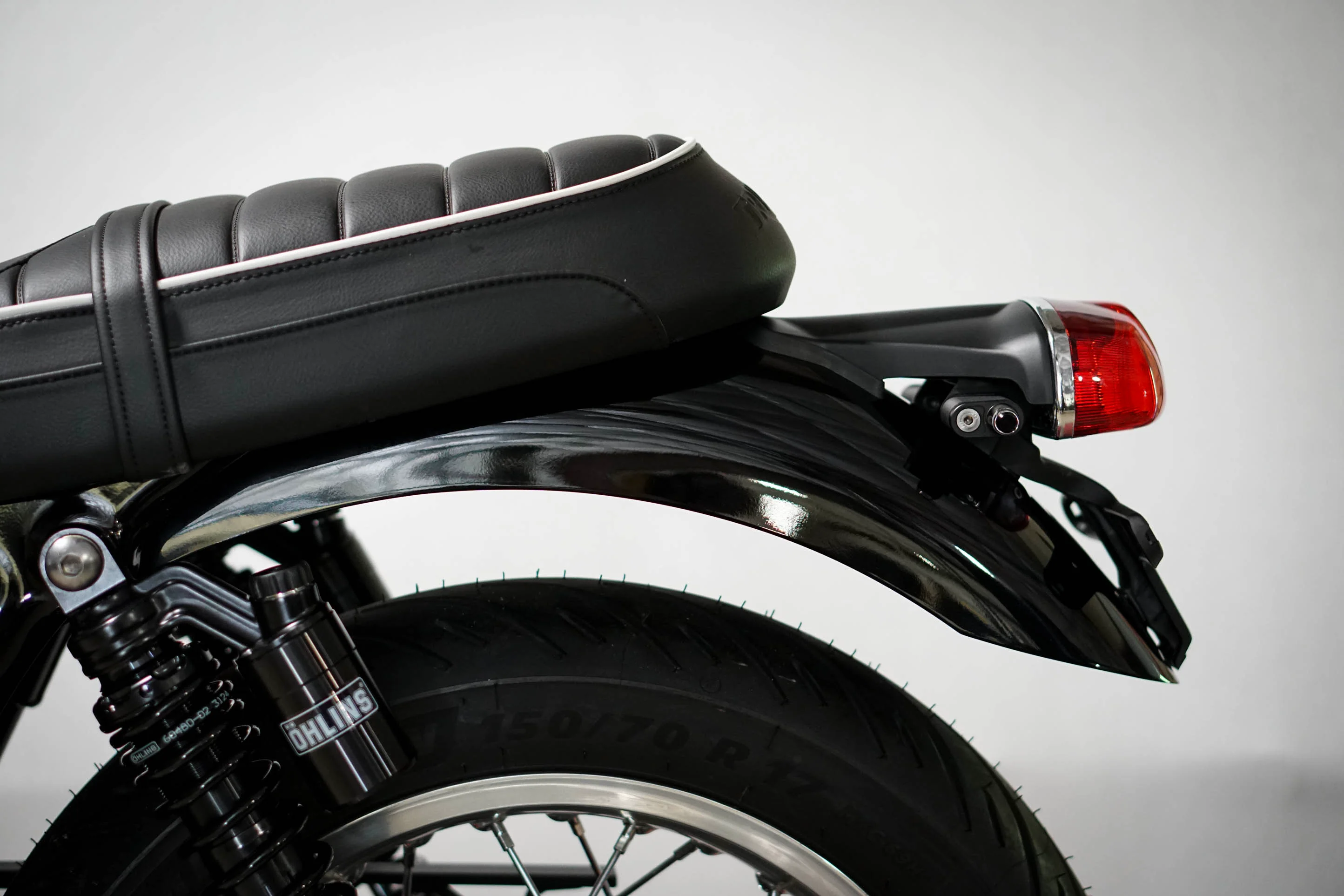 Triumph T100 & T120 Rear Plug & Play Turn Signal Kits – 2016-2025 - Brogue Moto - Image 5