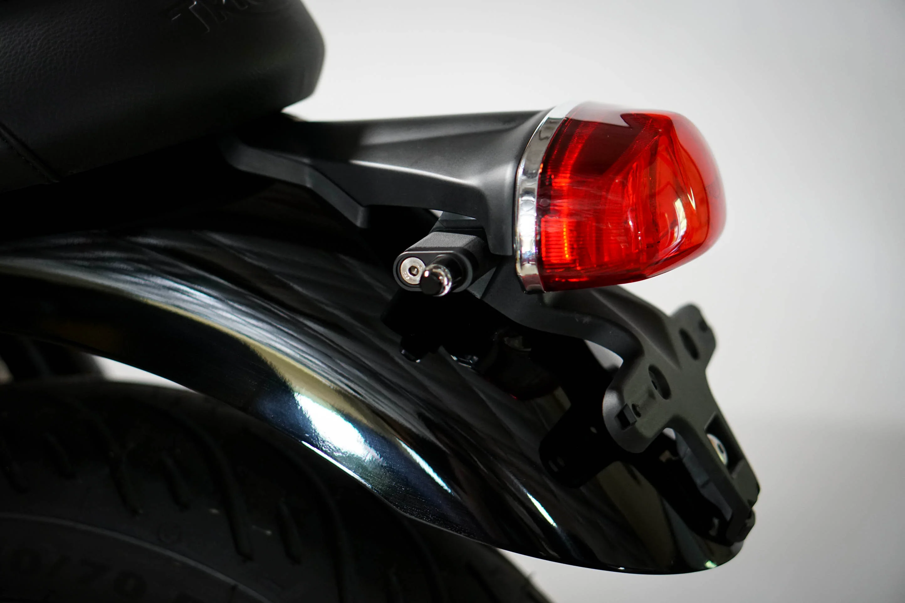 Triumph T100 & T120 Rear Plug & Play Turn Signal Kits – 2016-2025 - Brogue Moto - Image 7