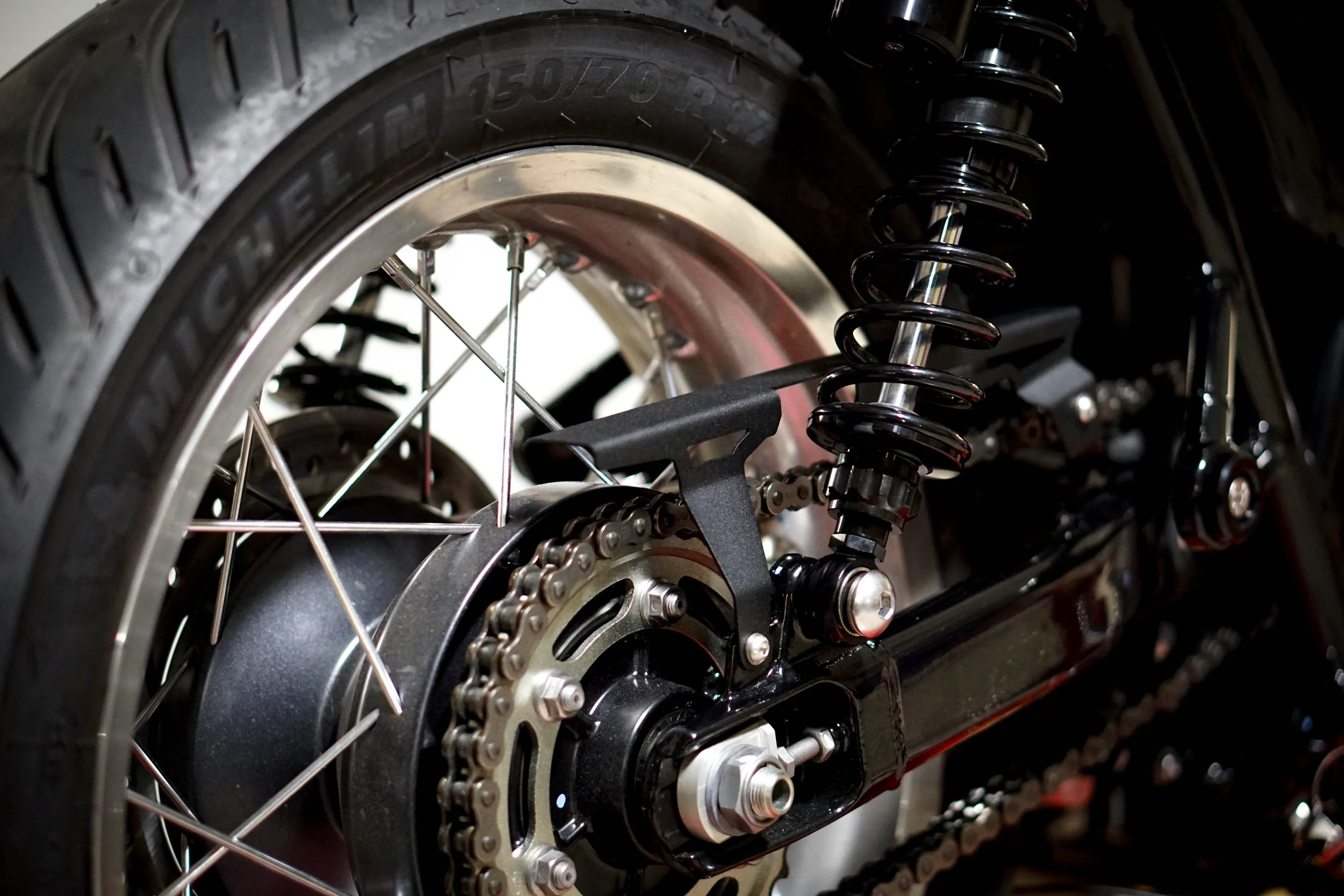 Triumph T120 / T100 Chain Guard - Brogue Moto - Image 2