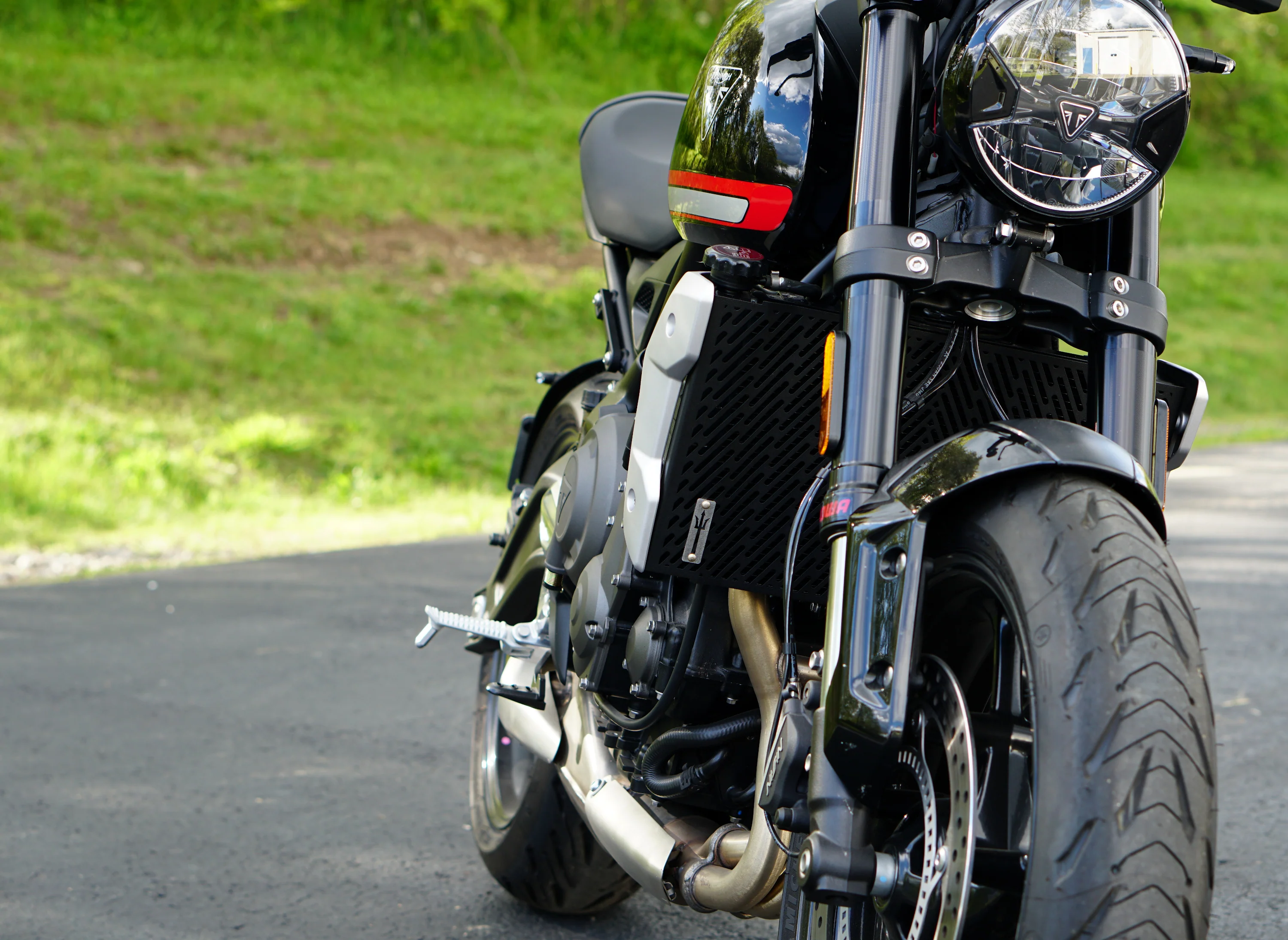 Triumph Trident 660 Front Radiator Guard - Image 14