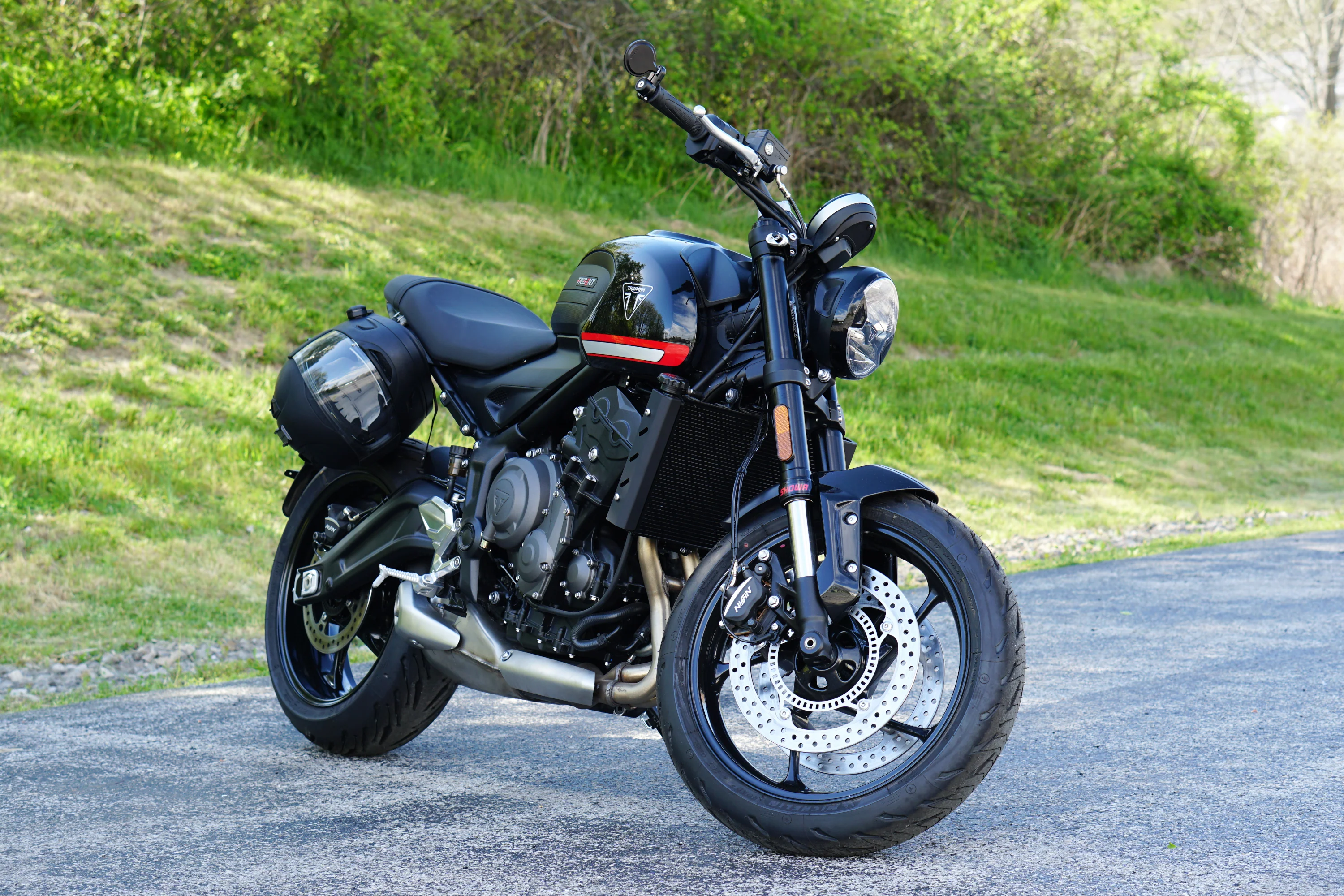 Triumph Trident 660 Gauge Cover Finisher - Brogue Moto - Image 4