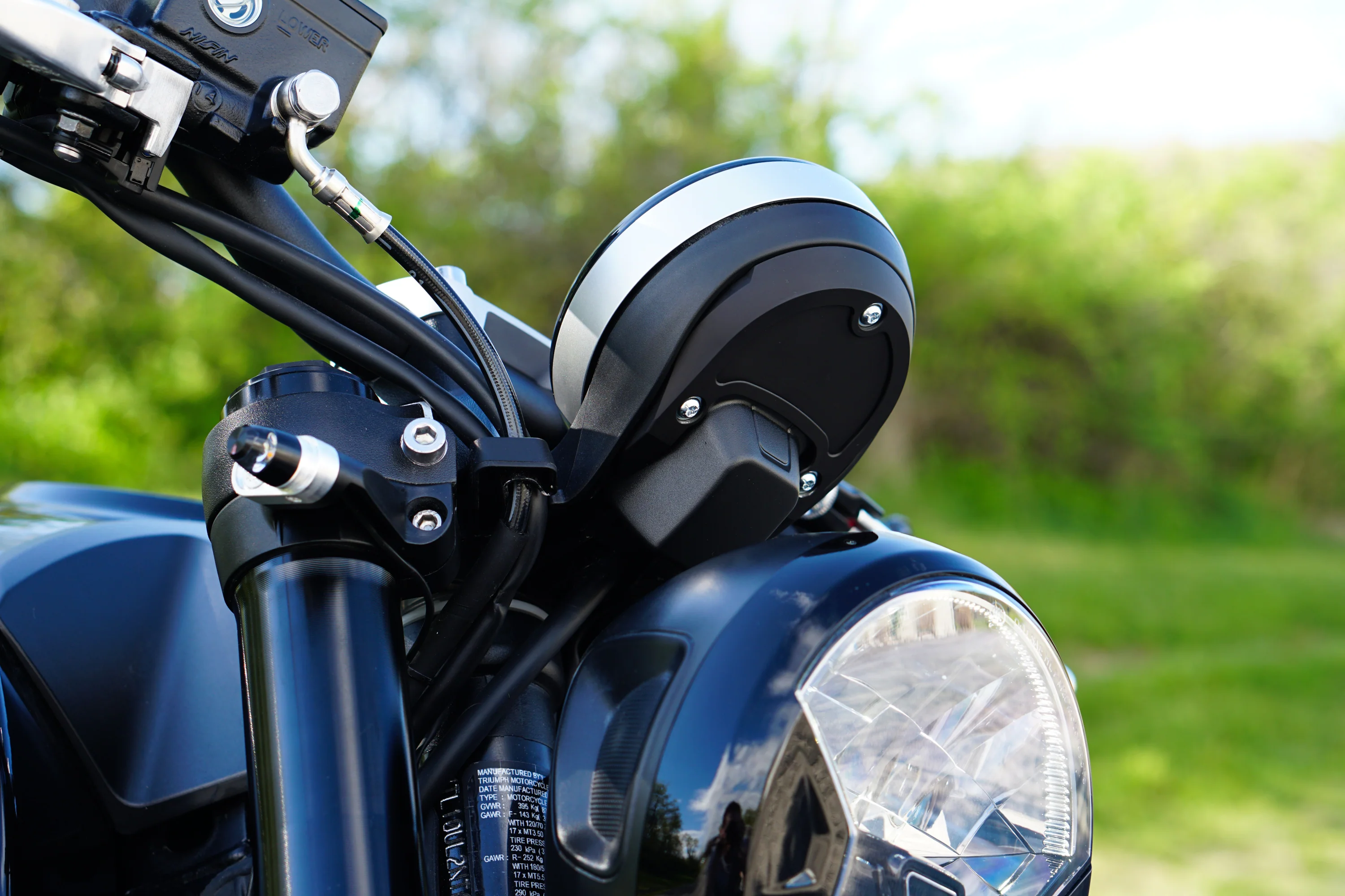 Triumph Trident 660 Gauge Cover Finisher - Brogue Moto - Image 6