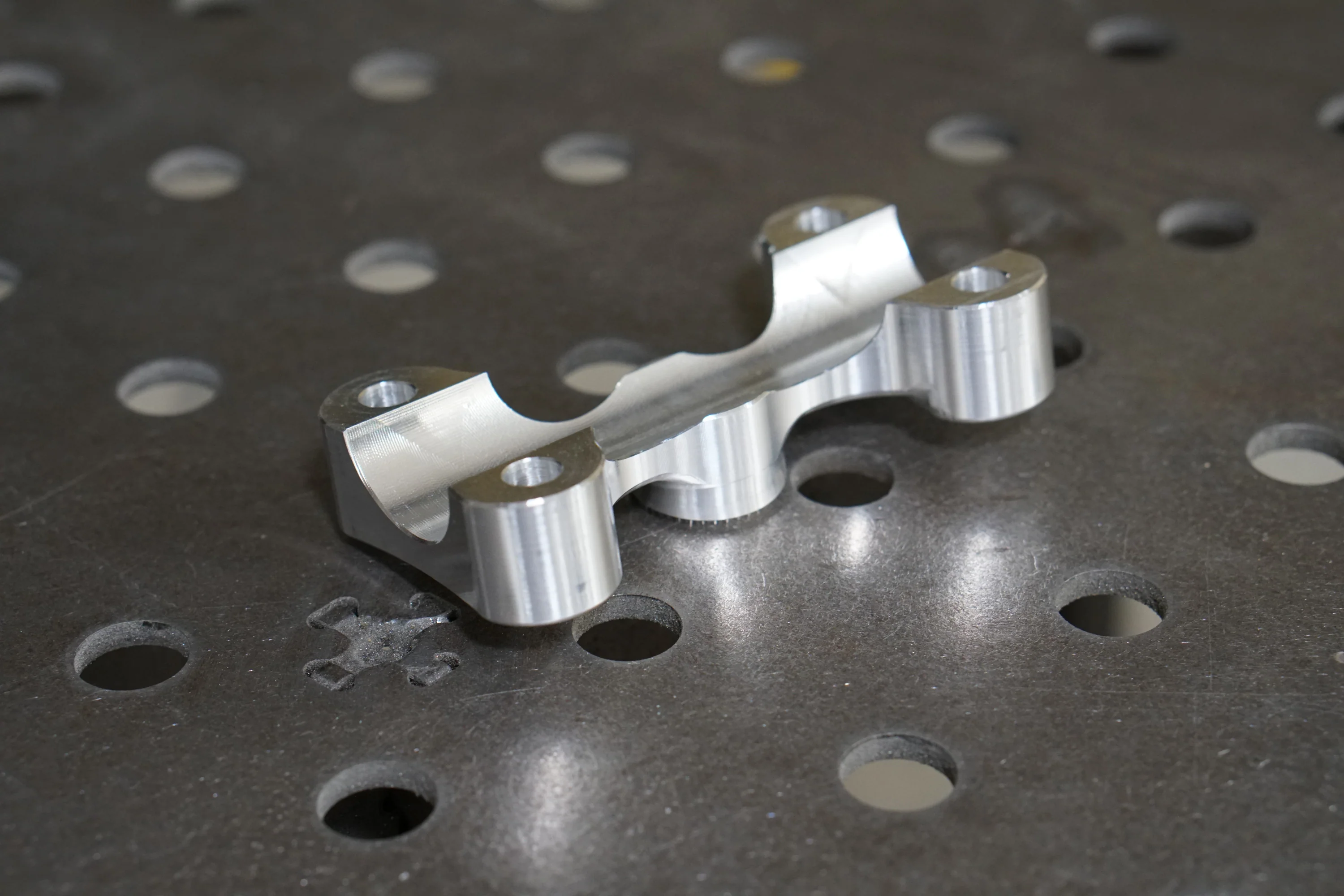Triumph Trident 660 & 800 - Quad Lock Handlebar Top Clamp Mount - Image 10