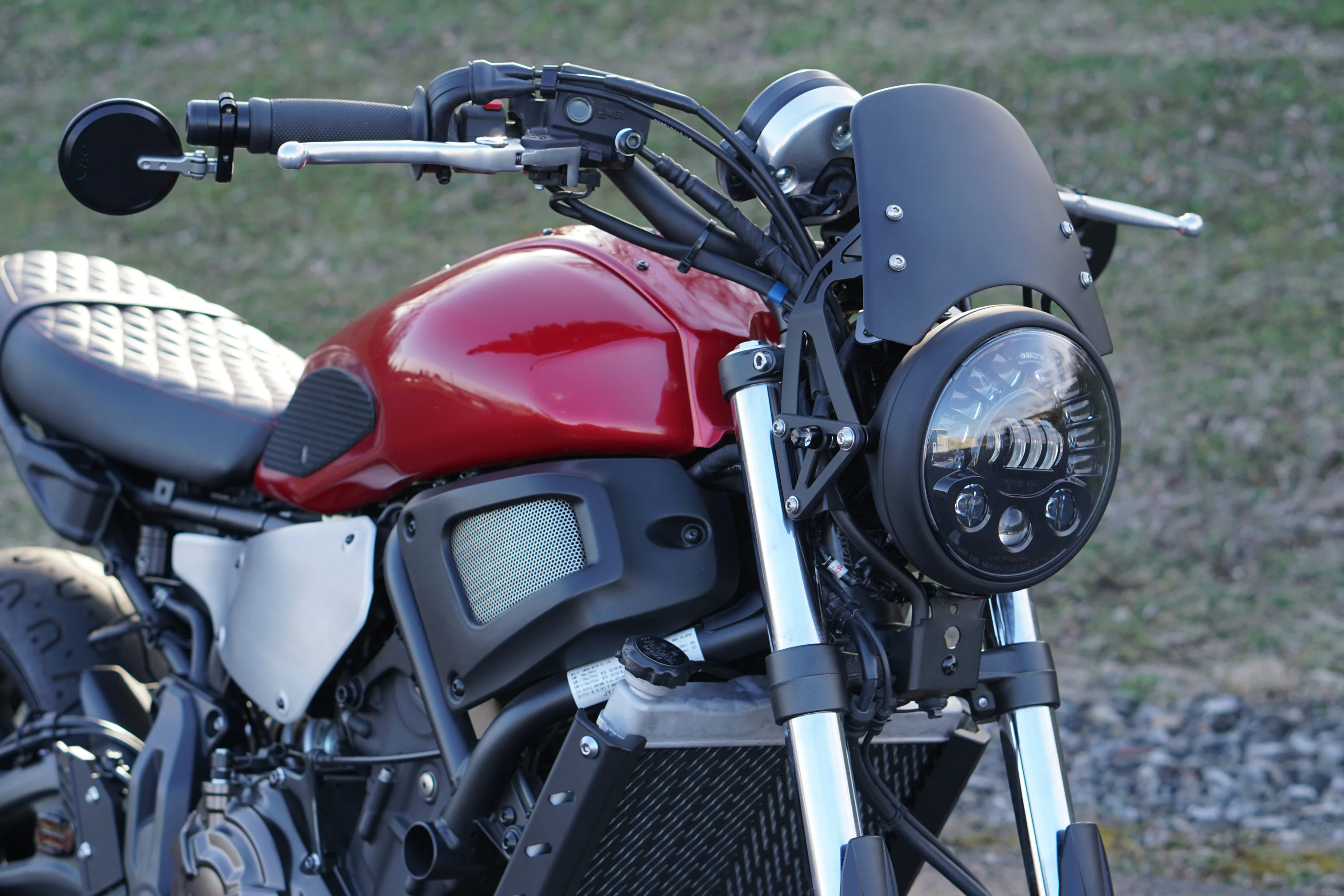 XSR700 7" LED Shallow Bucket Headlight Kit 2016-2021 - Image 3