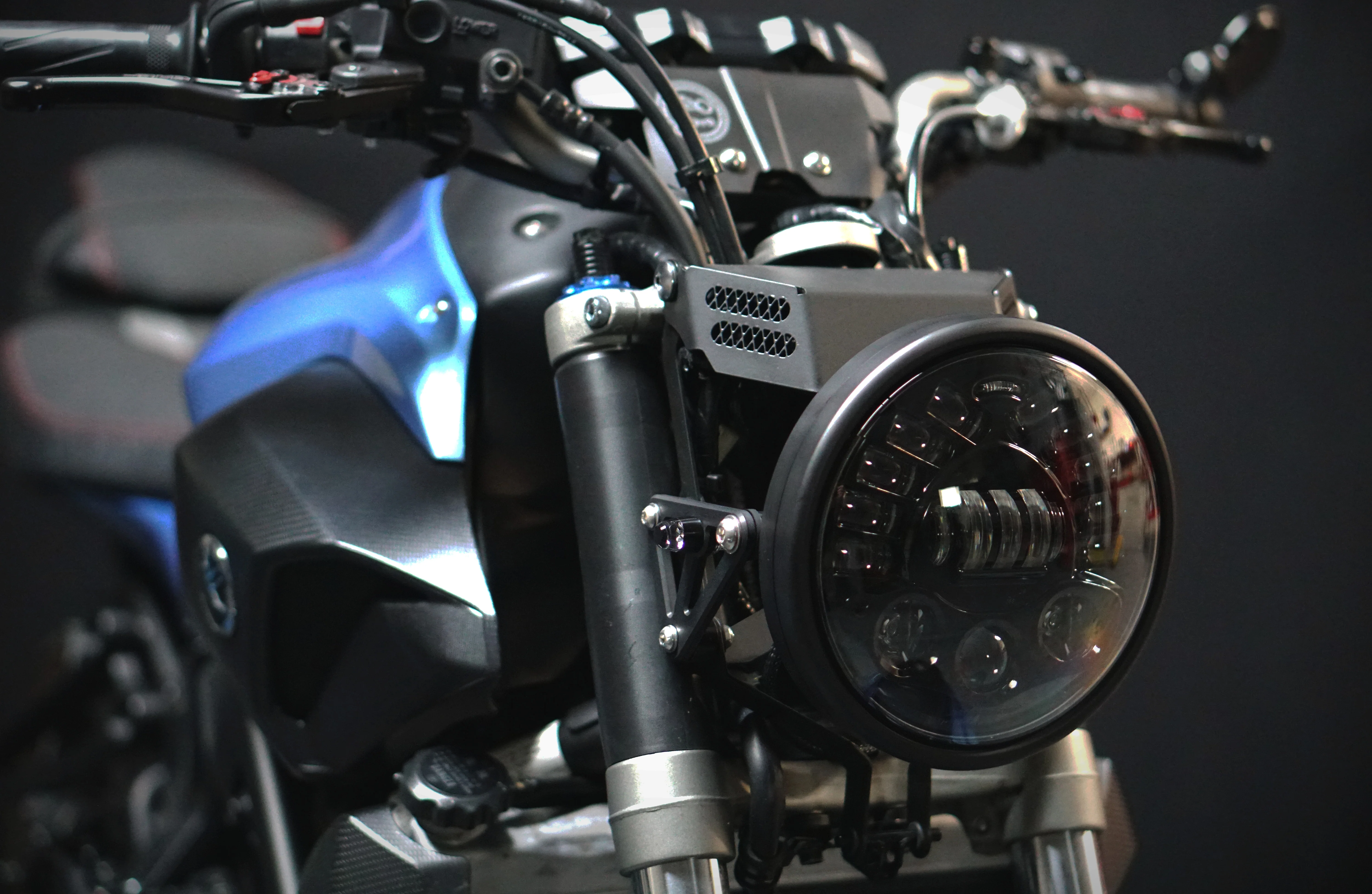 XSR700/FZ07/MT07 Front Valance Cover Builder Kit - Image 2