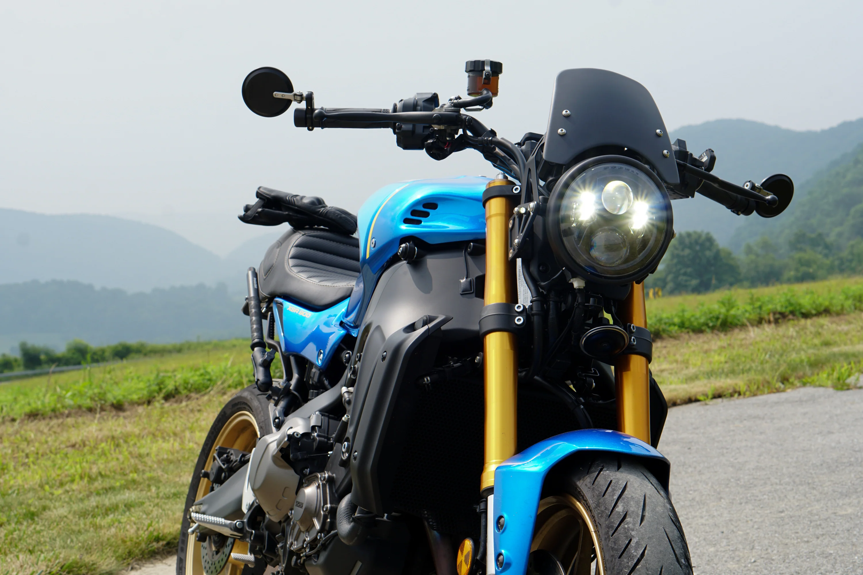 XSR900 Headlight Kit - 2022-2024 - Image 2
