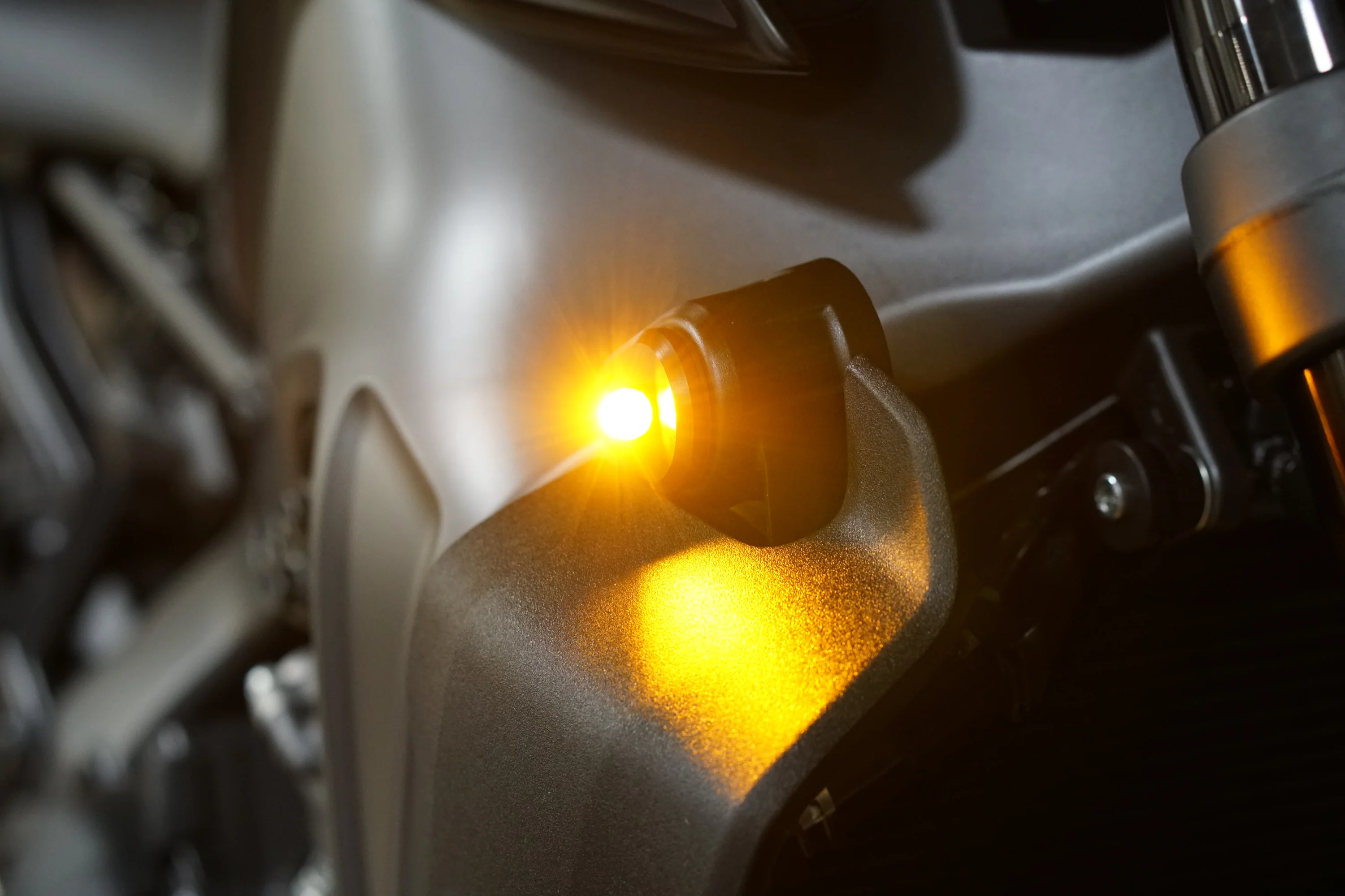Yamaha MT-09 (FZ-09) Front Machined Turn Signal Plate Adapter Kit 2014-2026 - Image 5