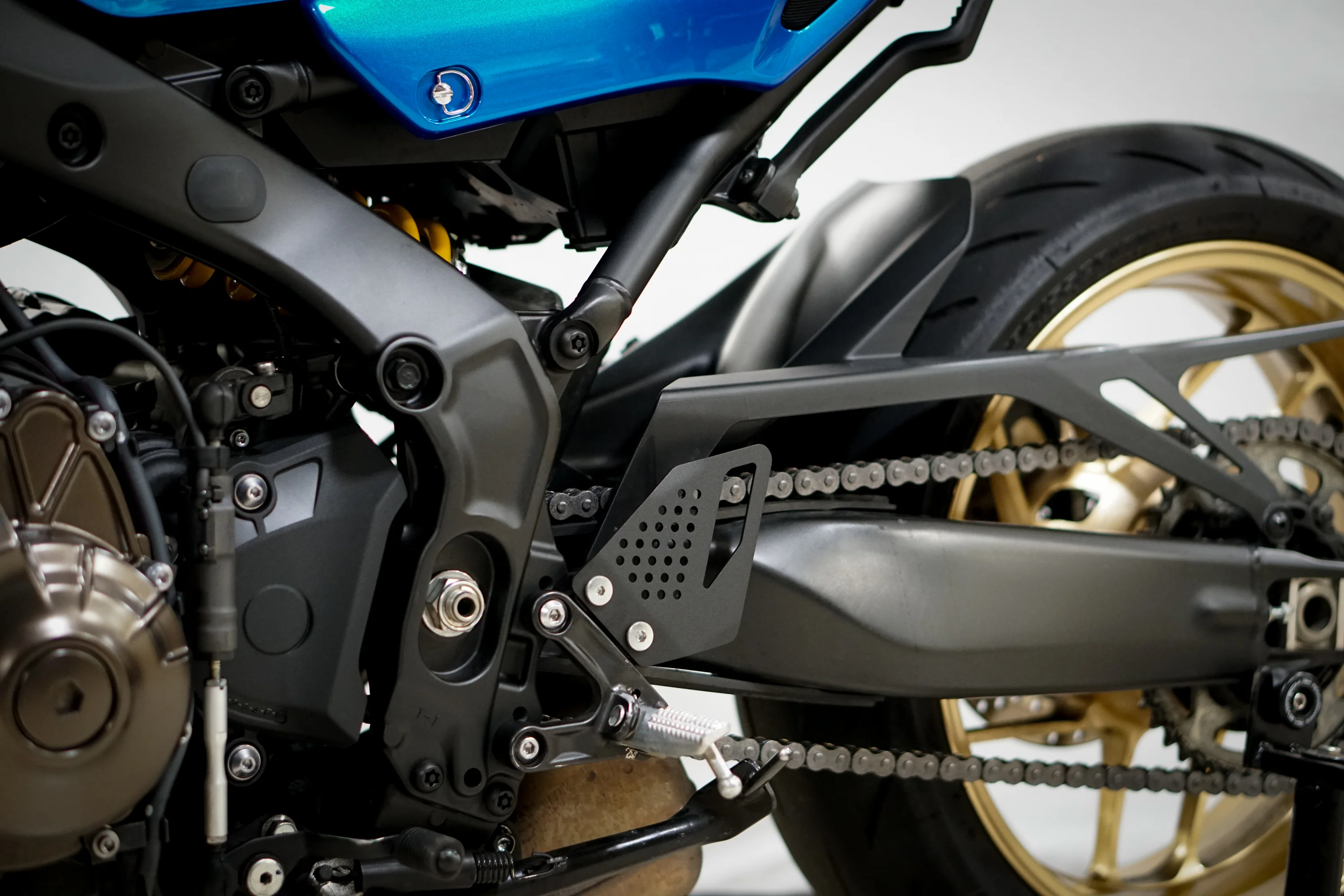 Yamaha XSR900 Black Heel Guards 2022-2026 - Image 10
