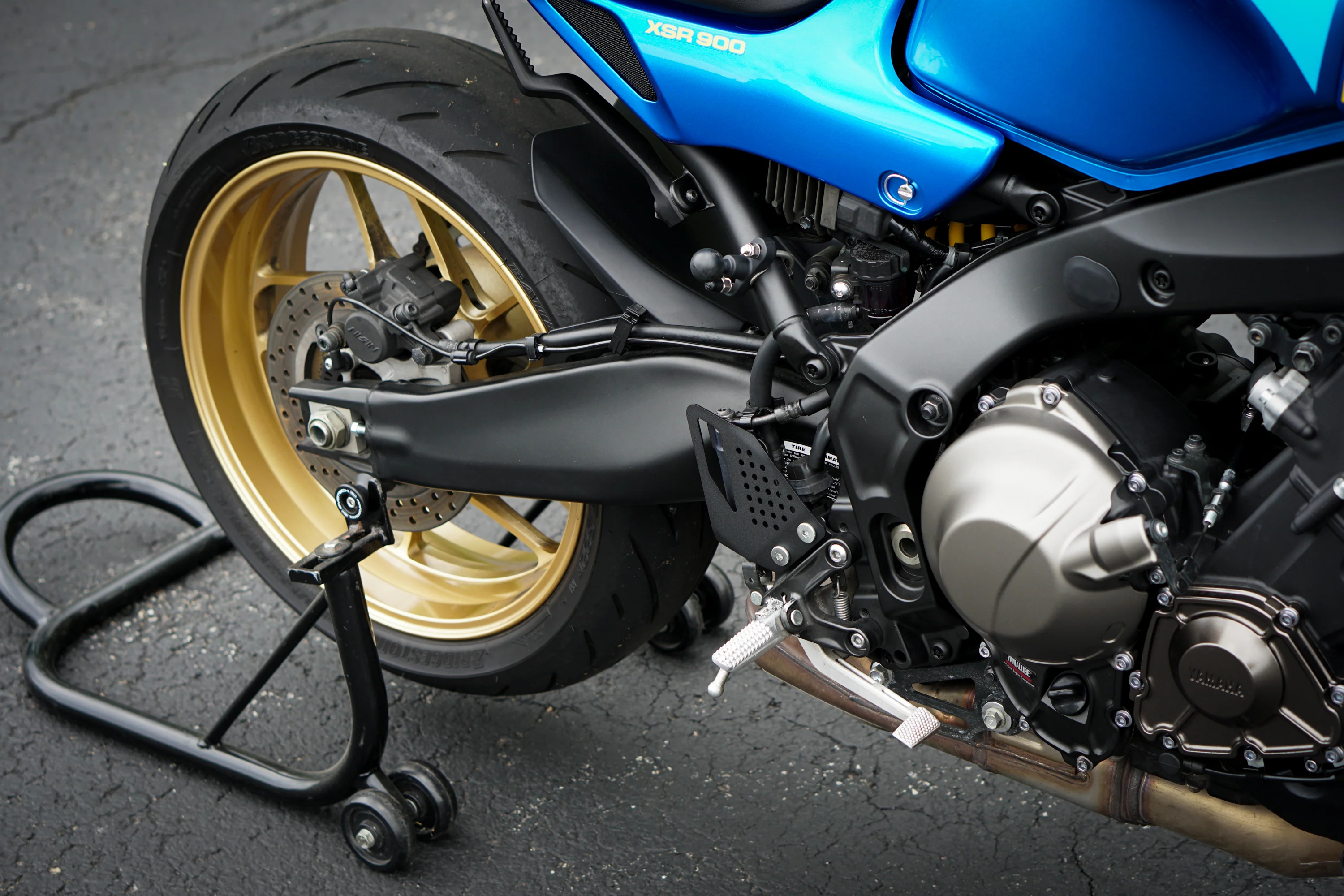 Yamaha XSR900 Black Heel Guards 2022-2026 - Image 2